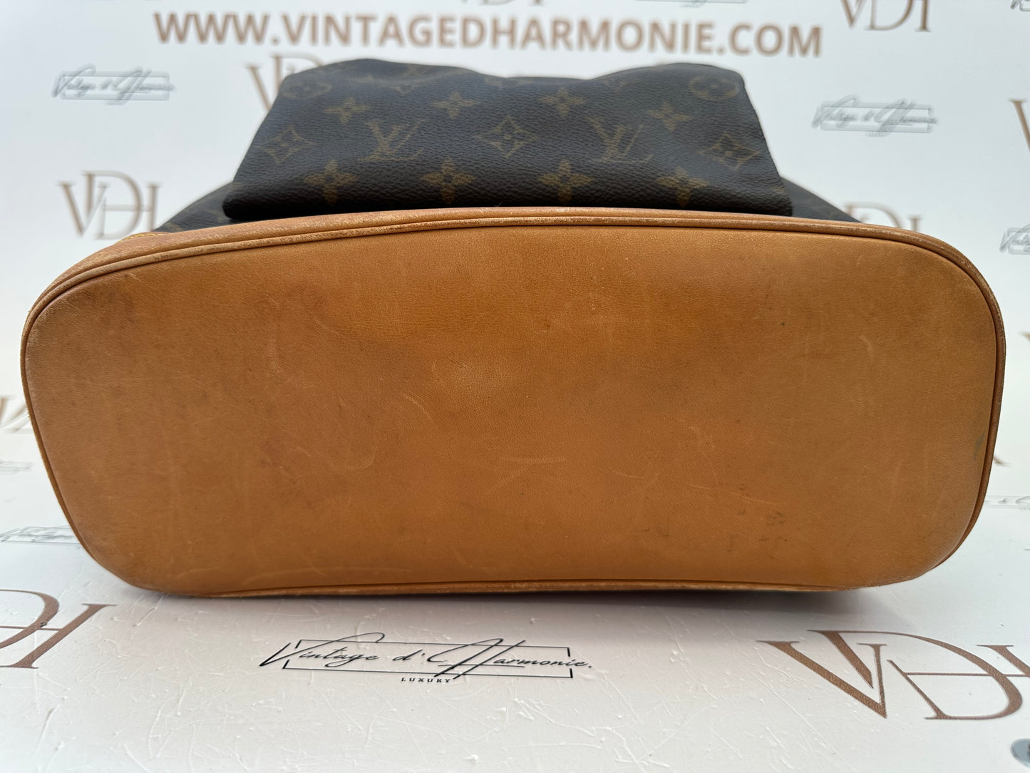 017819 - Louis Vuitton Montsouris GM