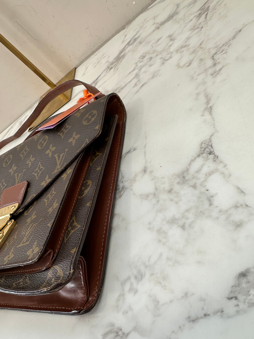 Louis Vuitton Monceau 28