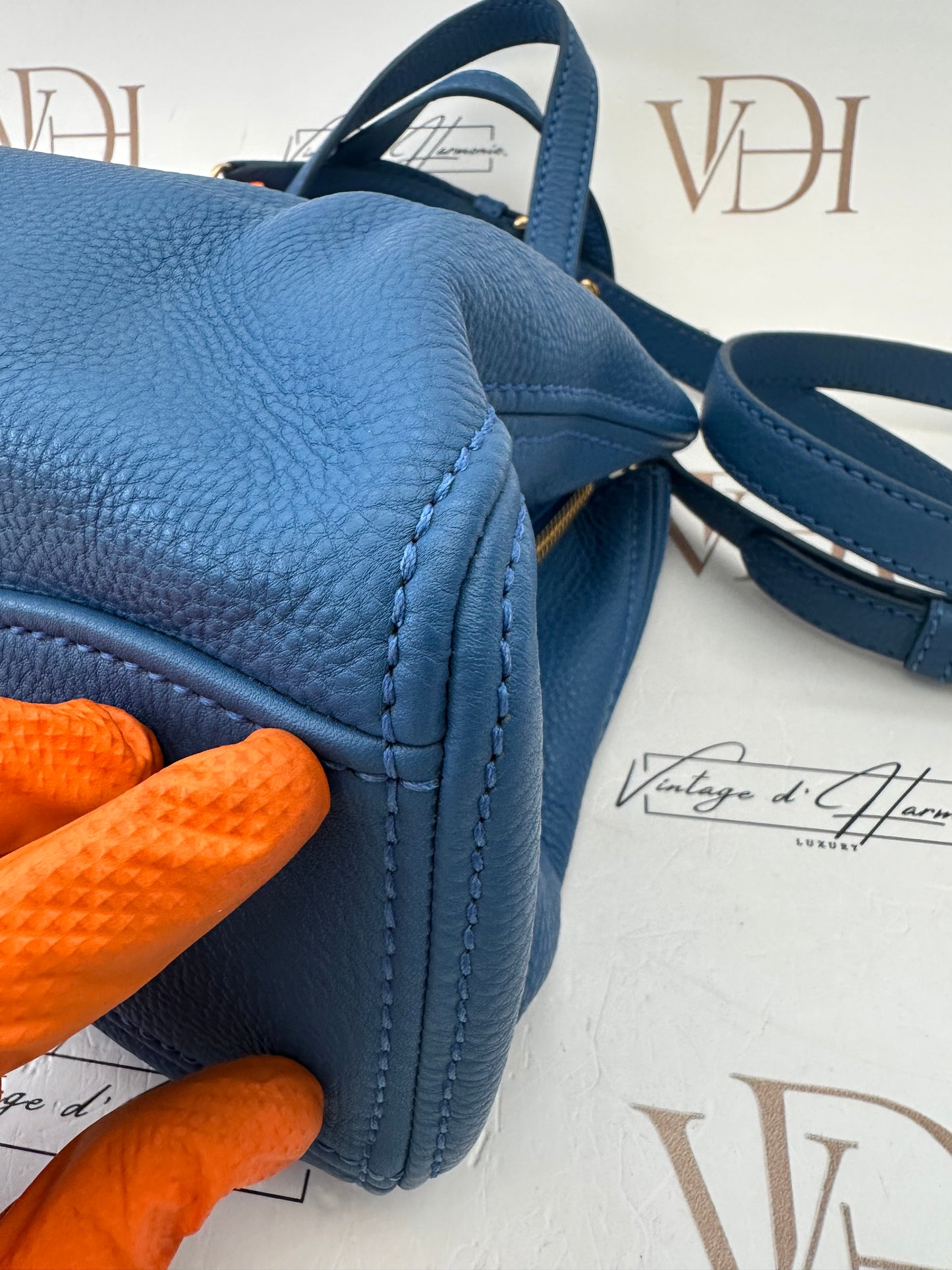 382669 - Miu Miu