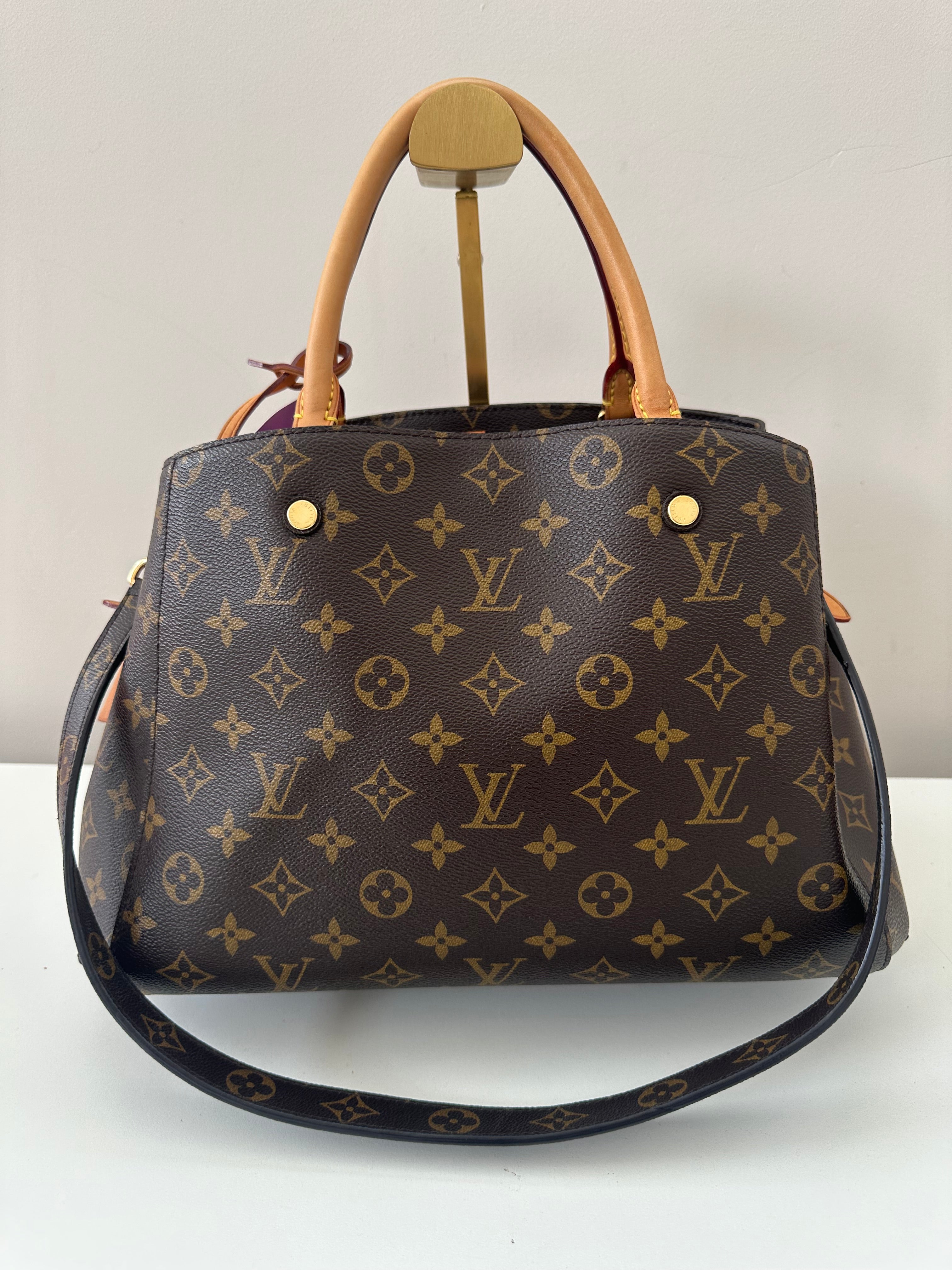 Louis Vuitton Montaigne MM