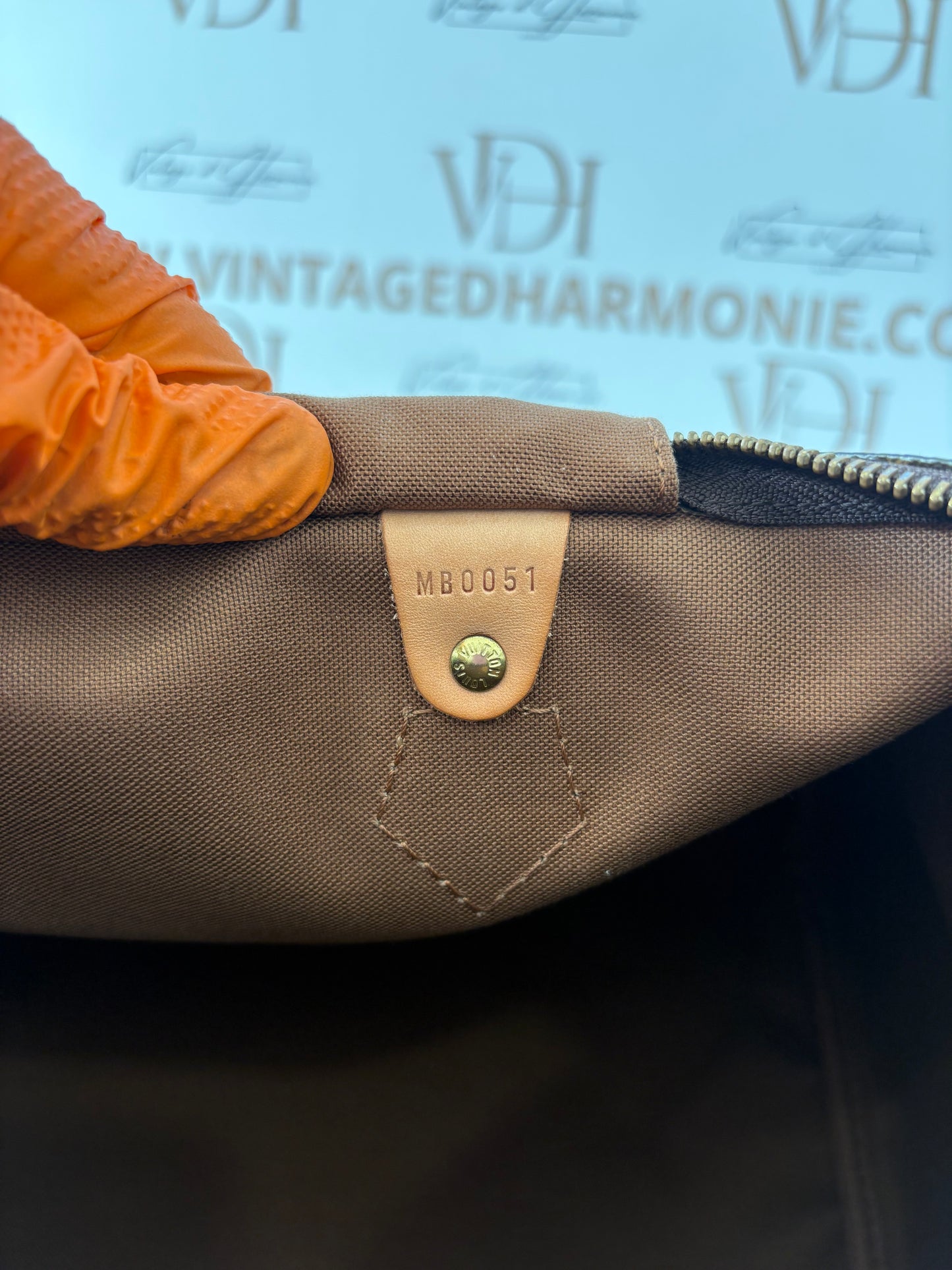 018372 - Louis Vuitton Speedy 35
