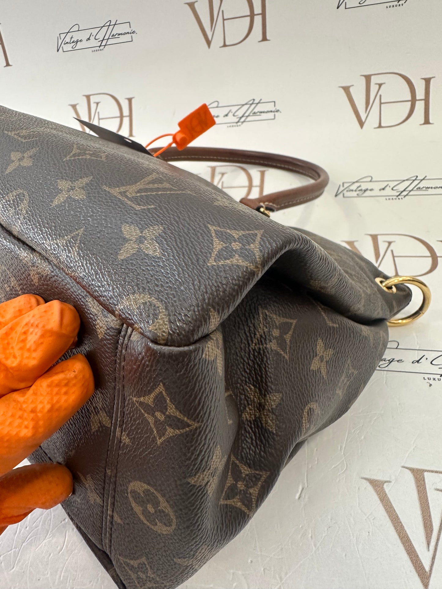 017896 - Louis Vuitton Pallas
