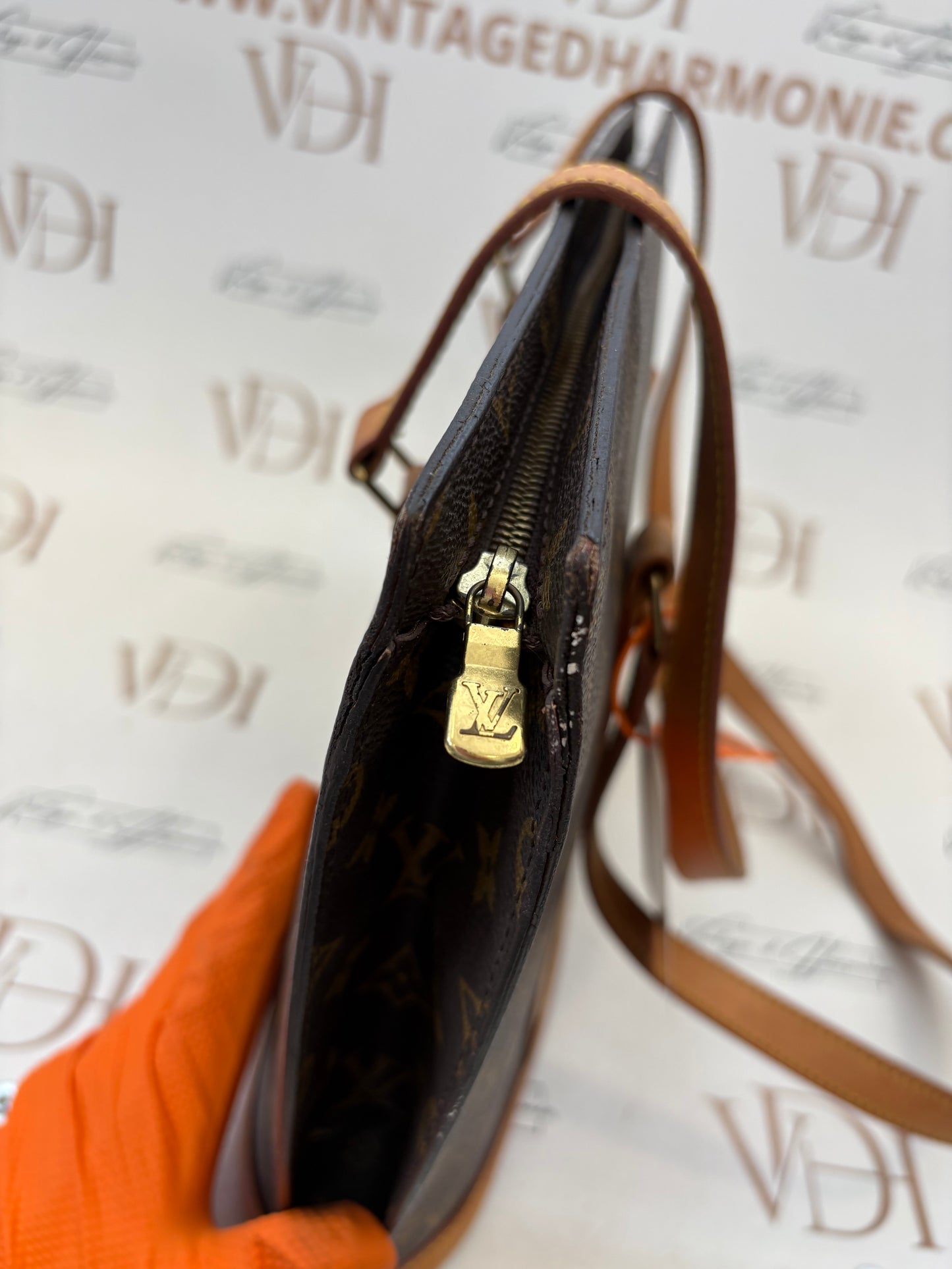 017641 - Louis Vuitton Babylone