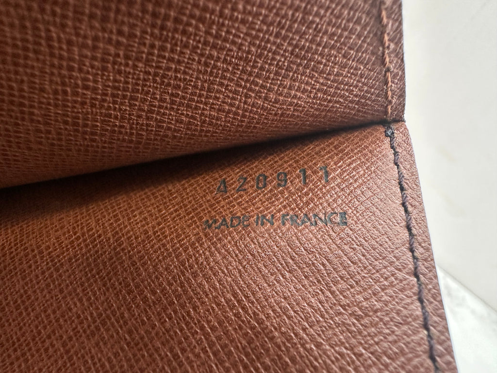 Louis Vuitton Monceau 28