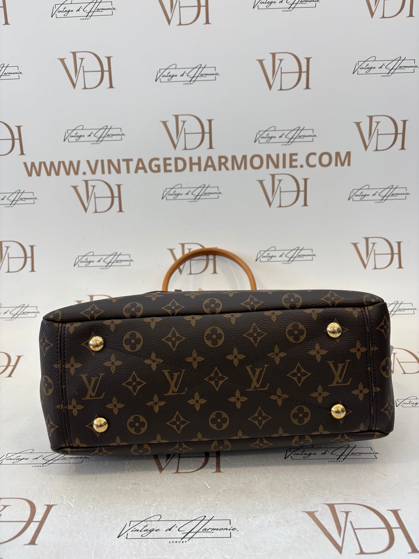 383699 - Louis Vuitton Pallas