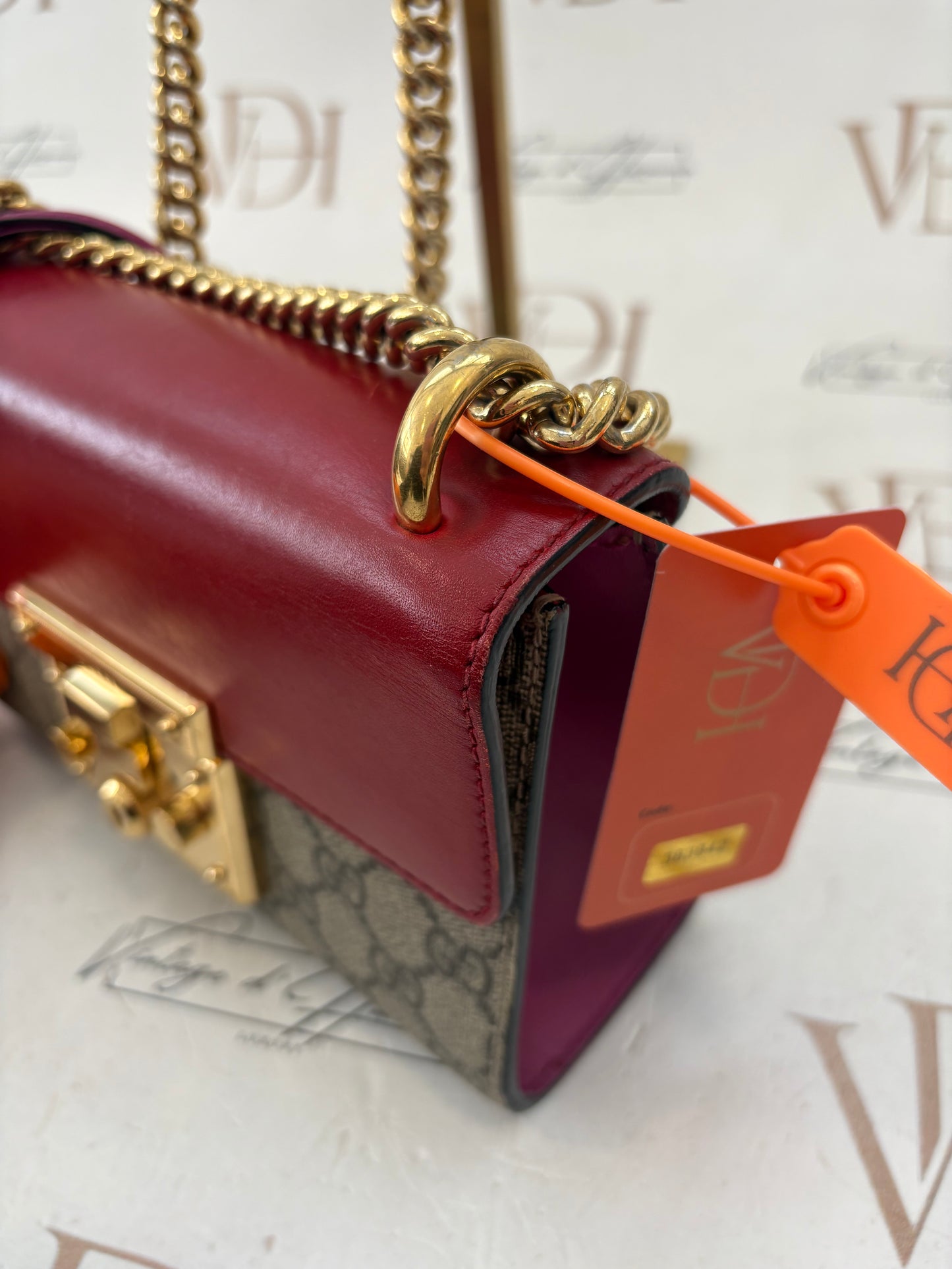 383942 - Gucci Padlock