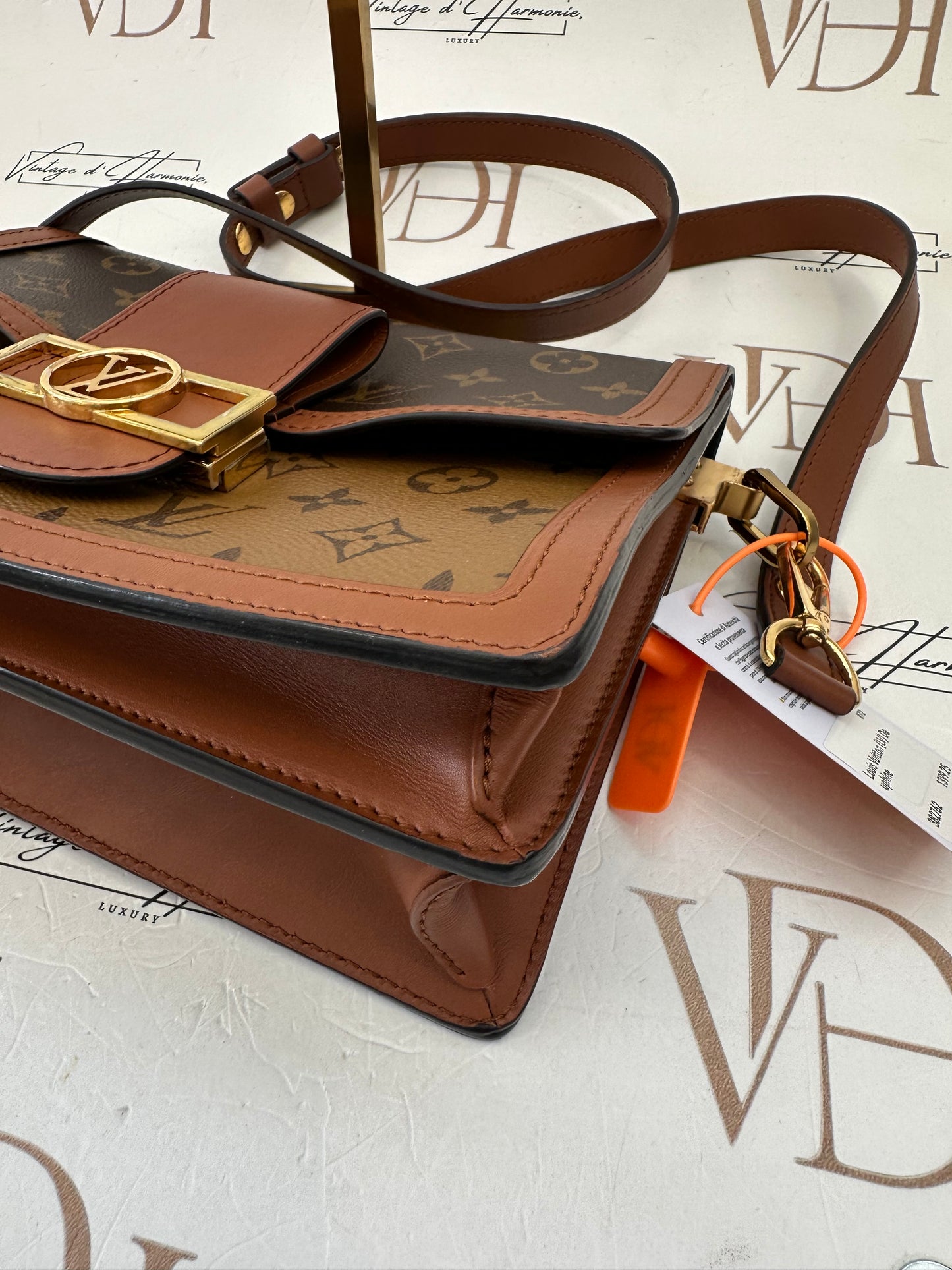 382762 - Louis Vuitton Dauphine