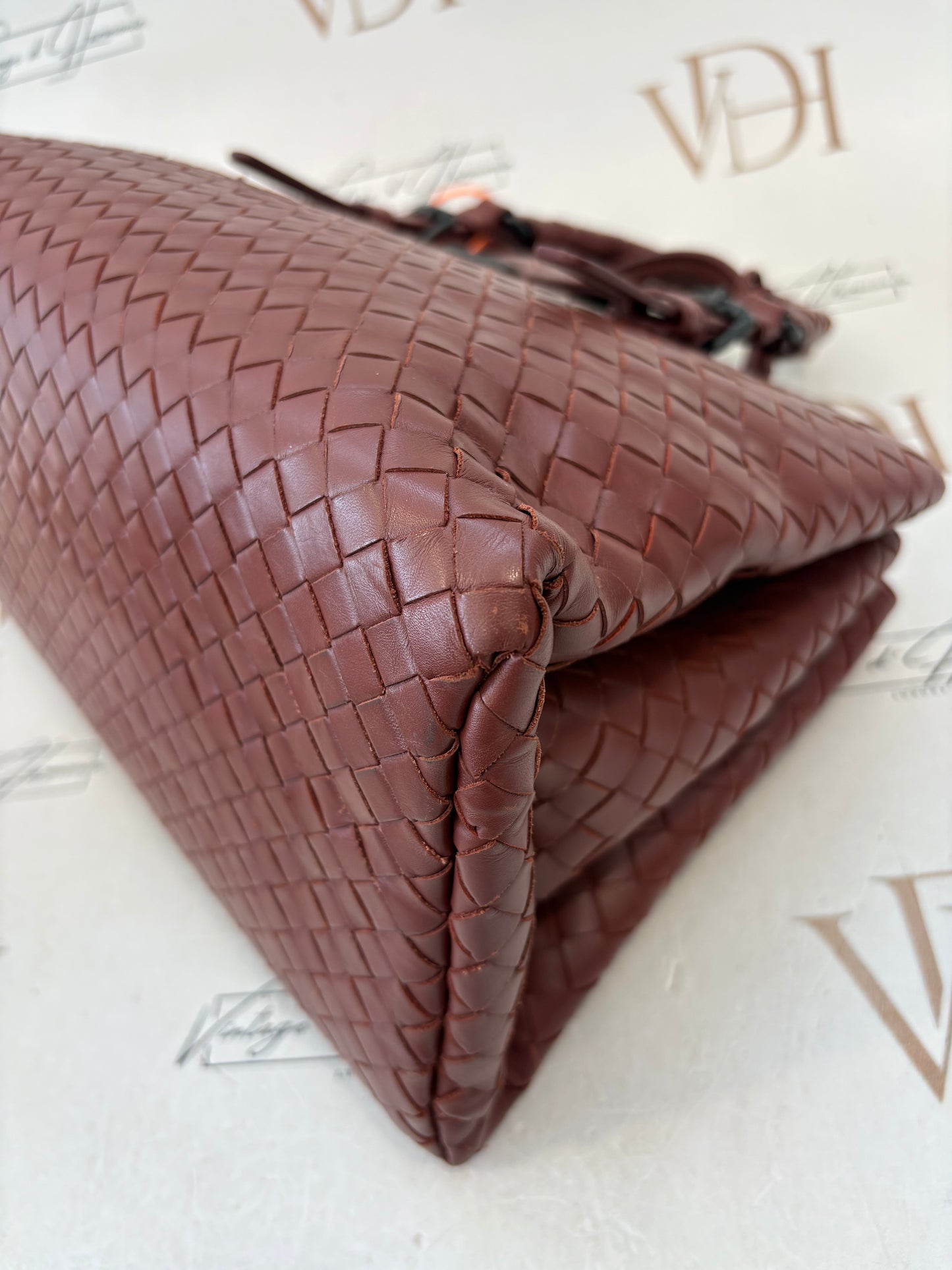383695 - Bottega Veneta Roma
