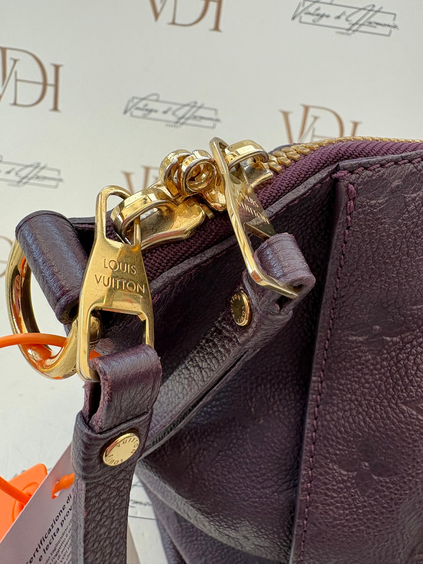 382889 - Louis Vuitton Lumineuse