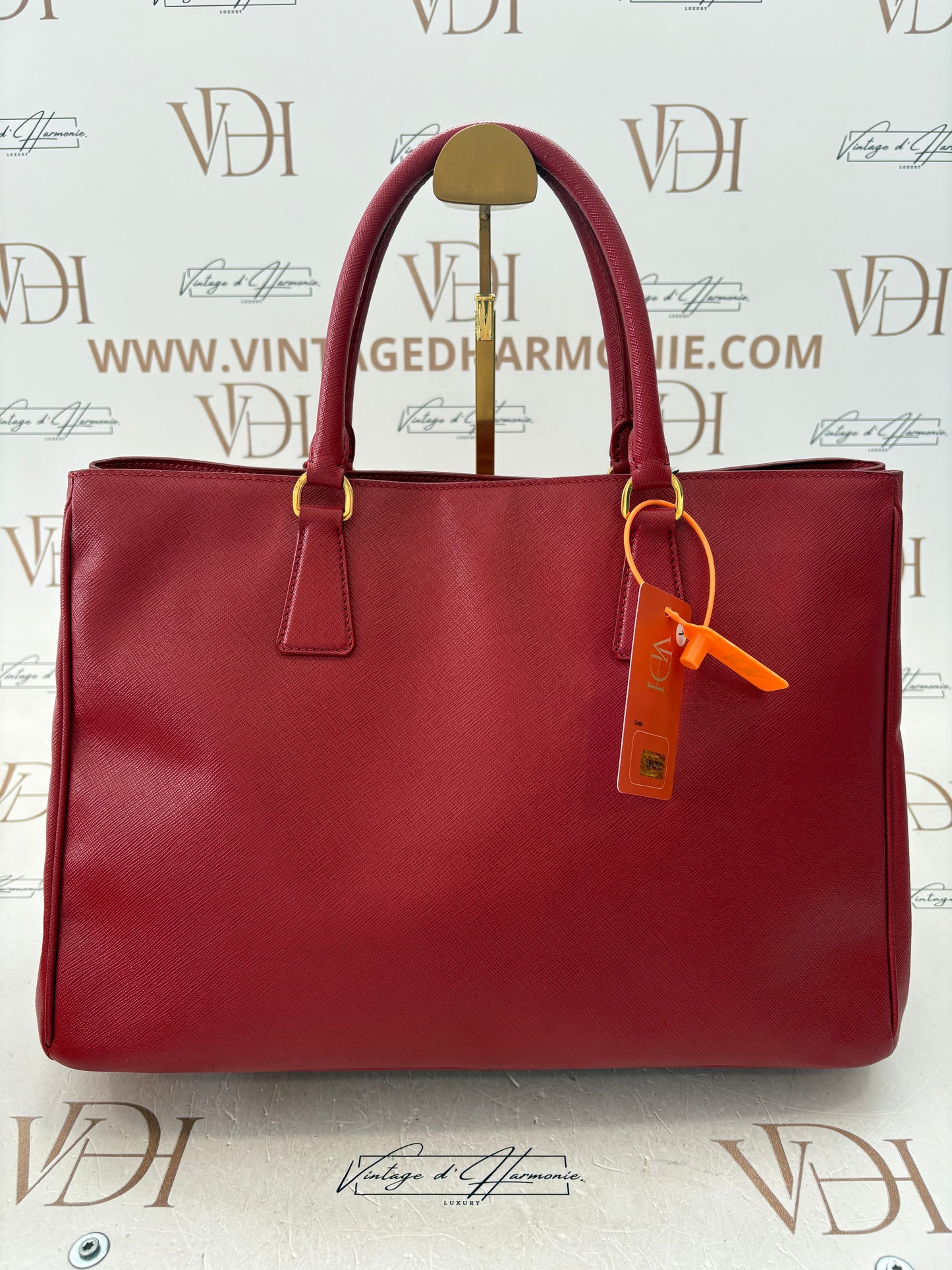 384300 - Prada Galleria Red