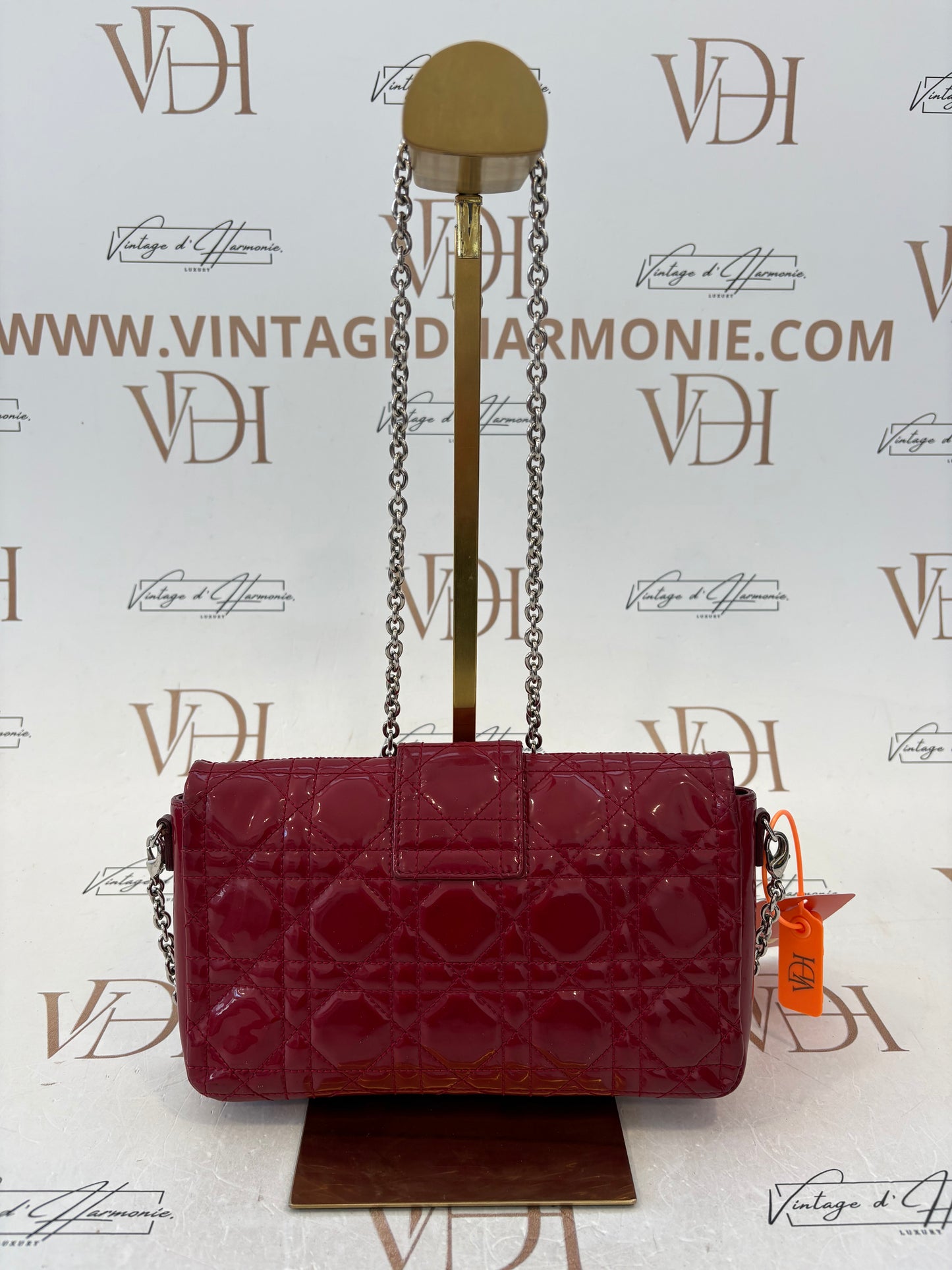 383725 - Dior New Lock