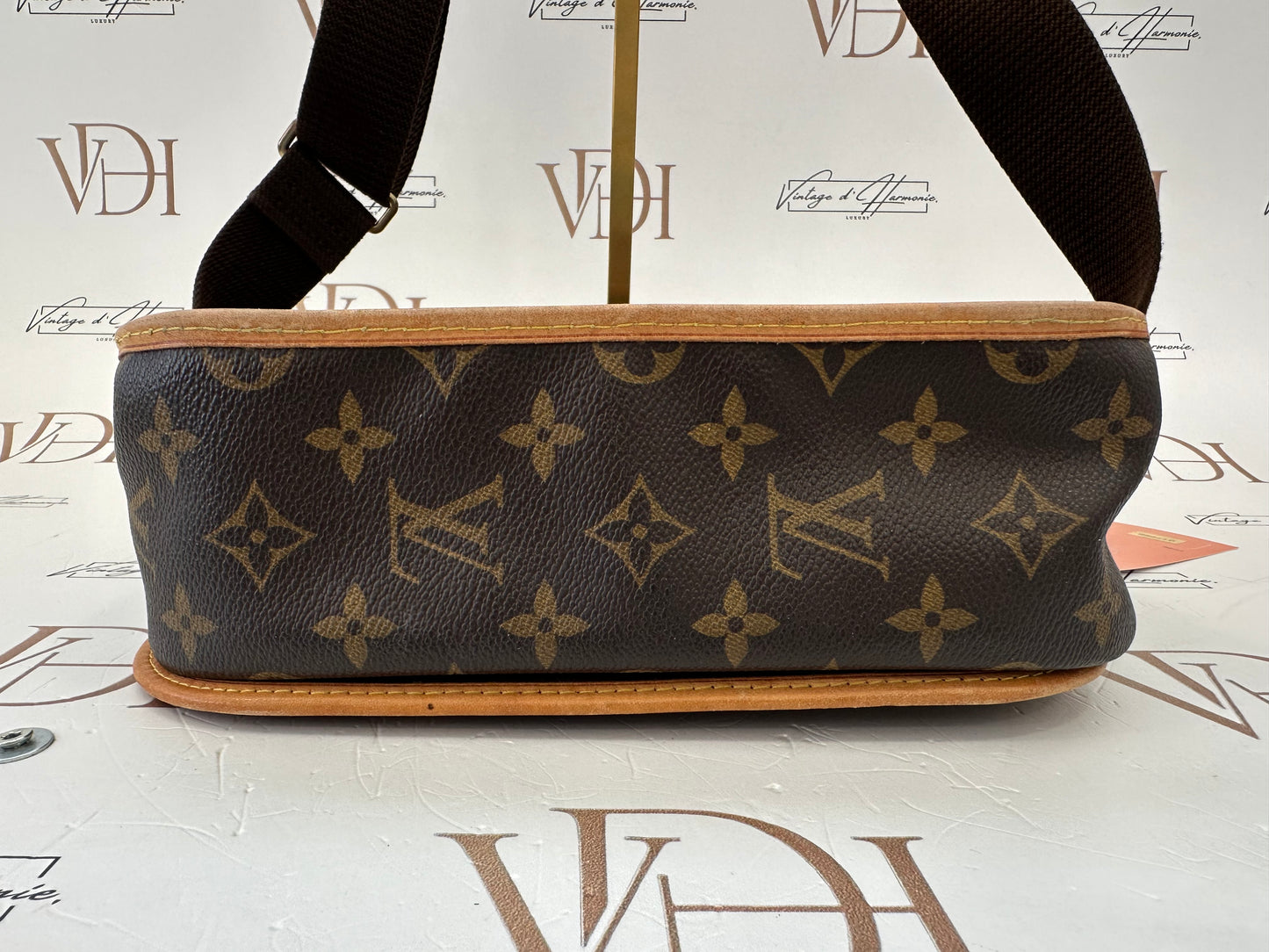 017996 - Louis Vuitton Messenger Bosphore PM