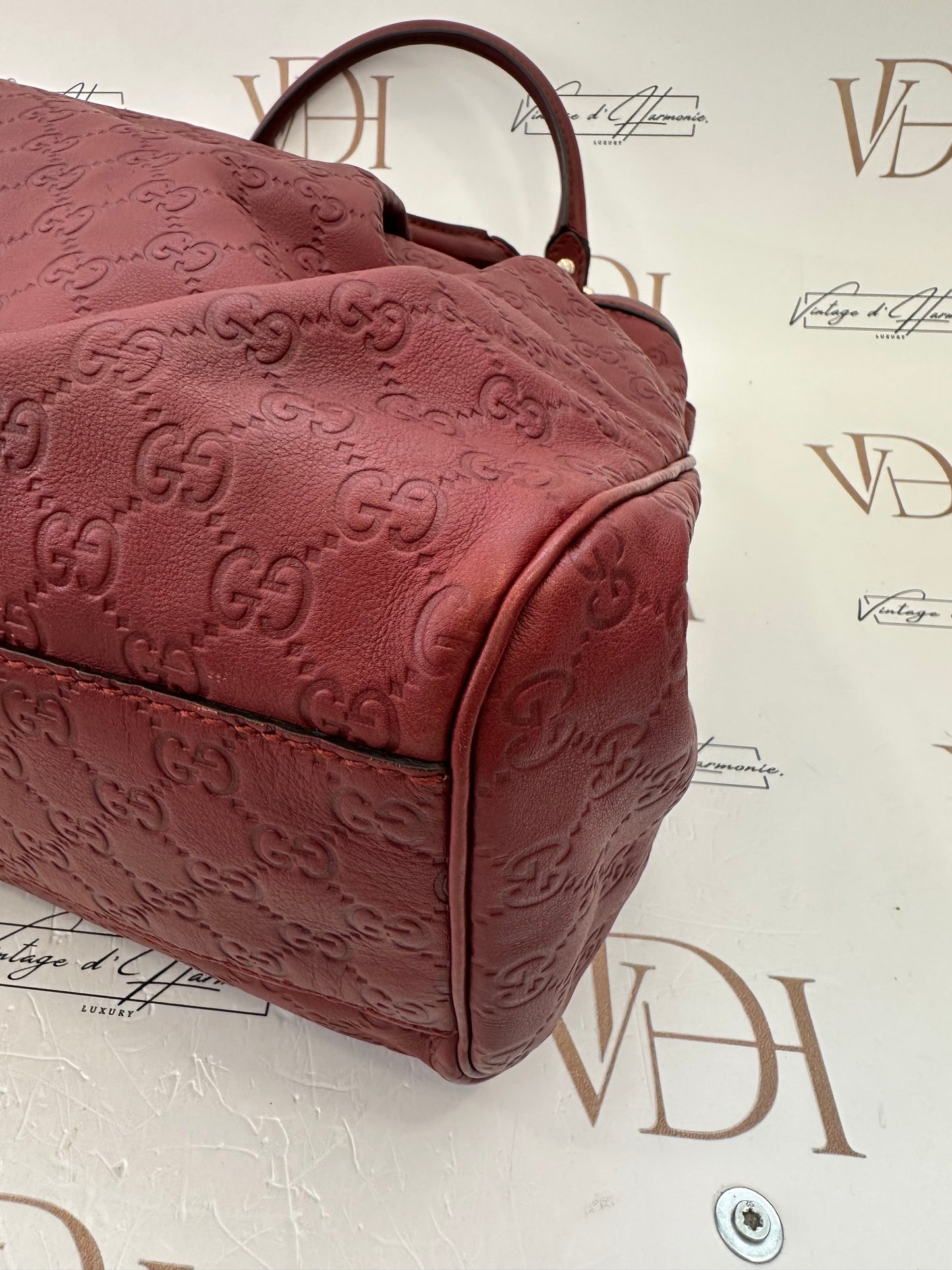 382879 - Gucci Sukey