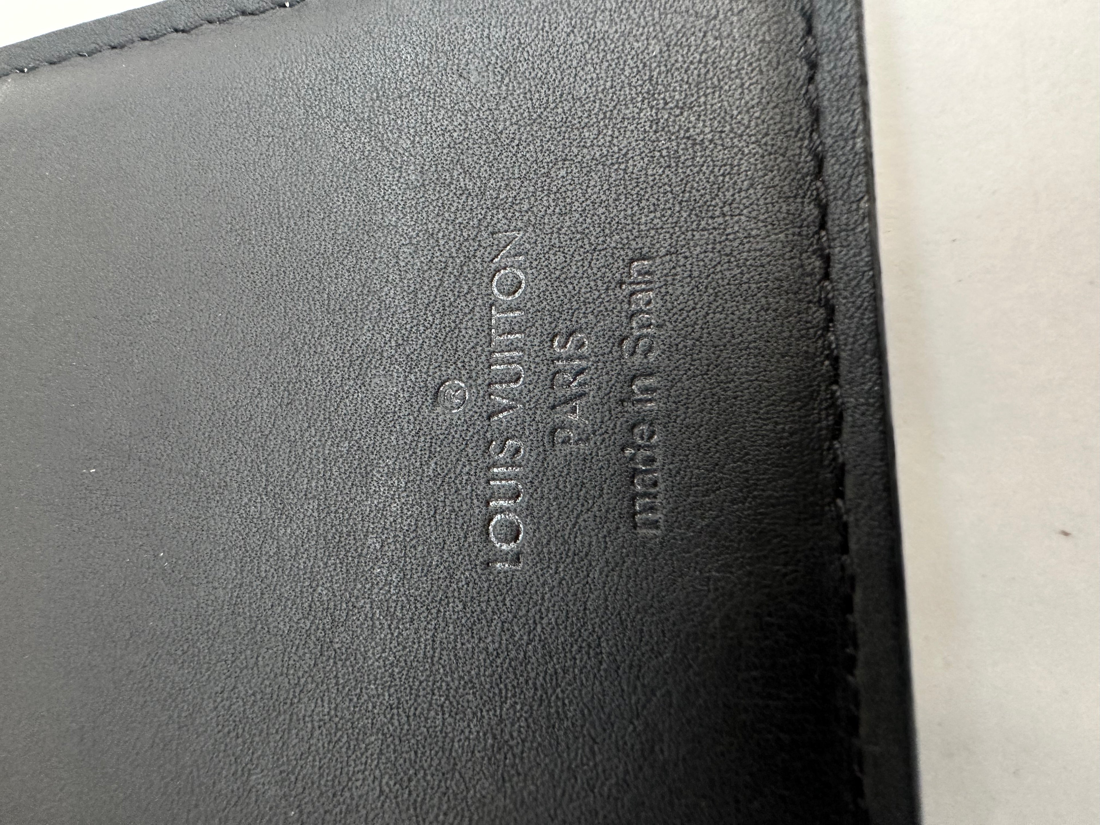 Louis Vuitton Damier