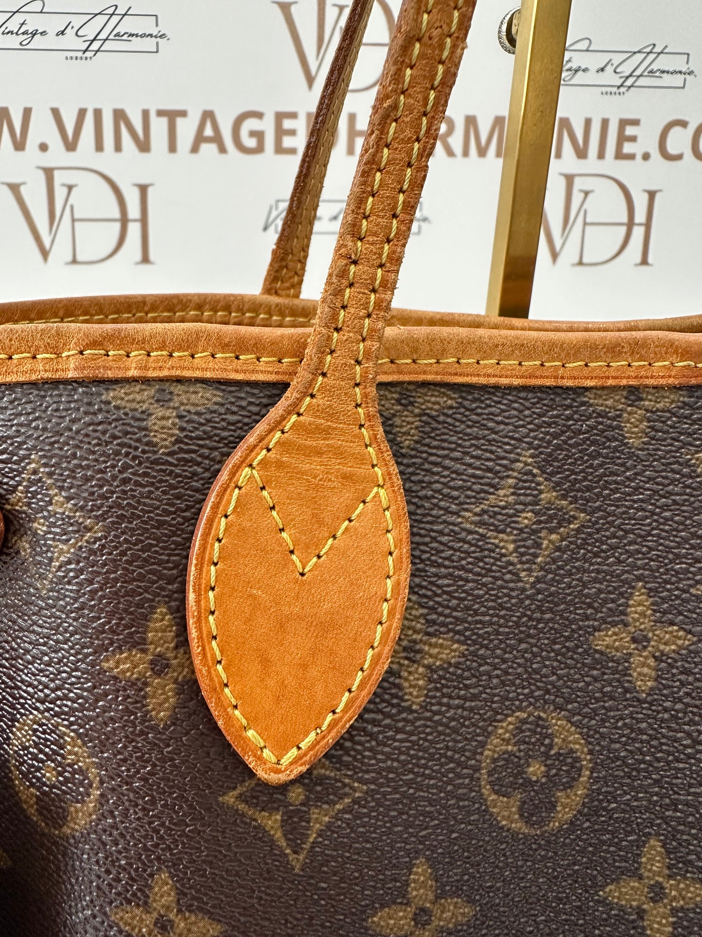 017901 - Louis Vuitton Neverfull PM
