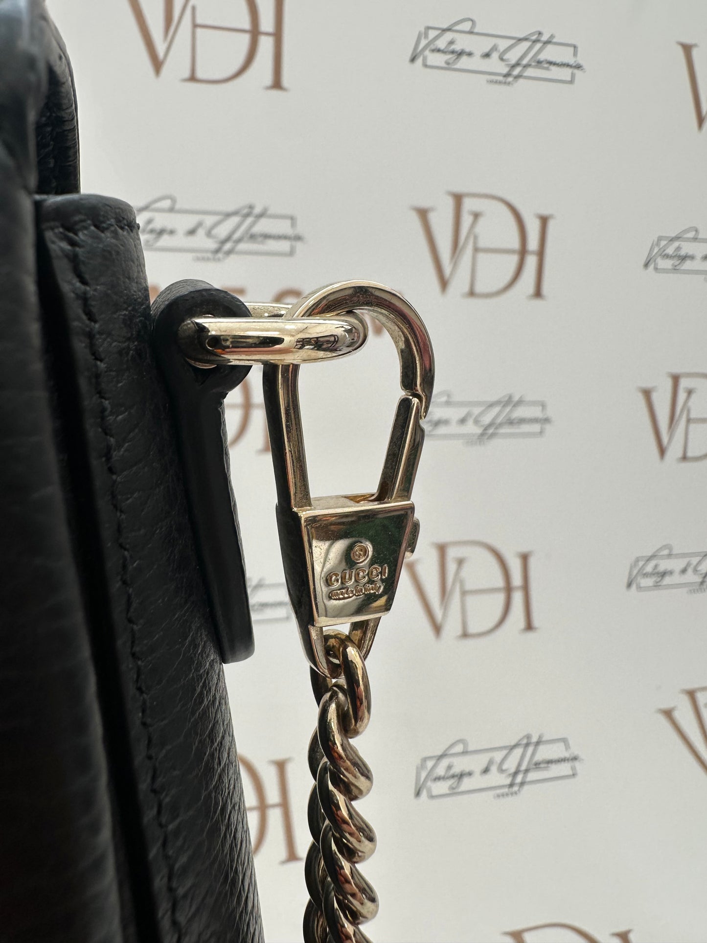 382734 - Gucci Interlocking