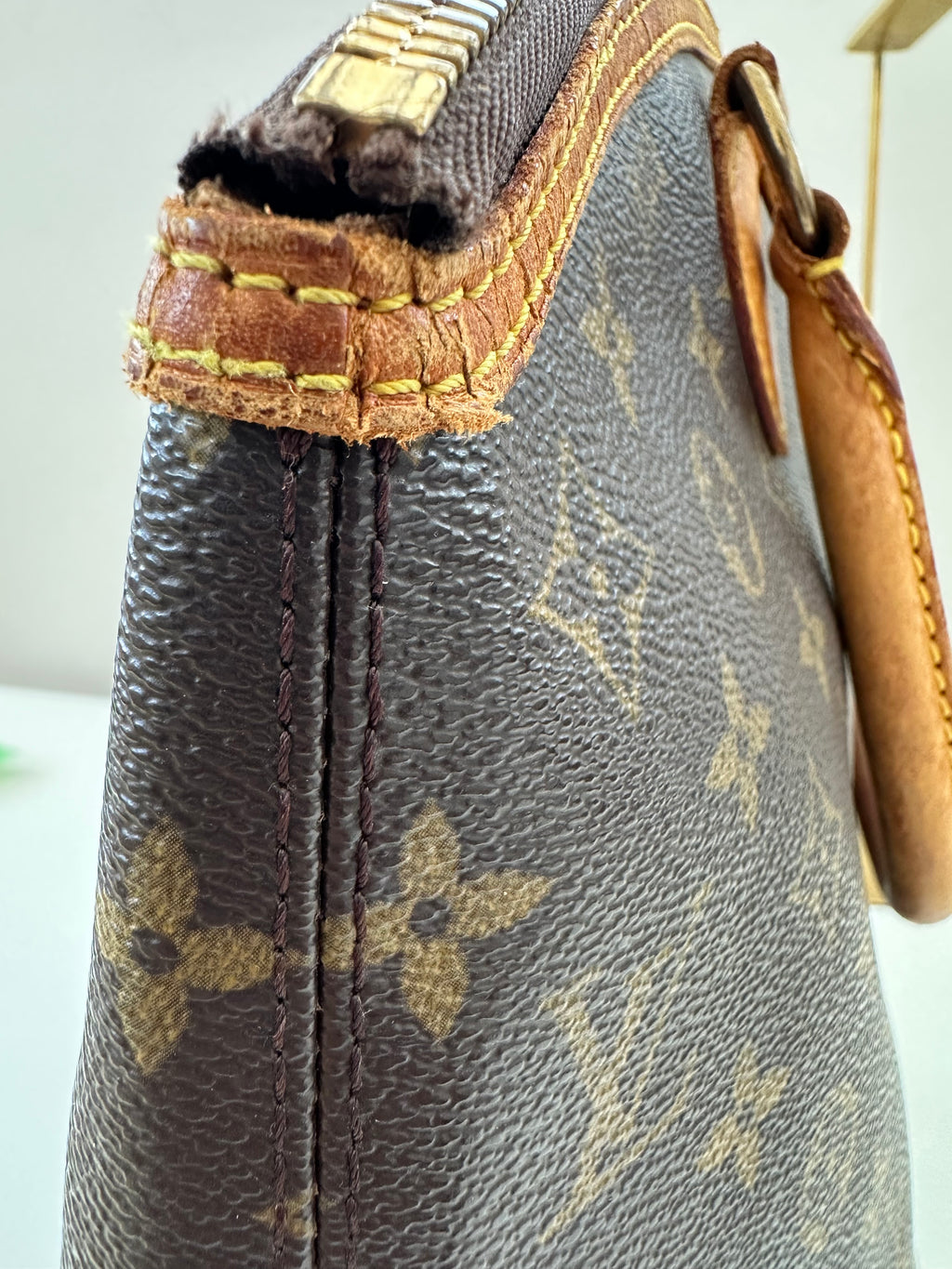 Louis Vuitton Lockit Vertical