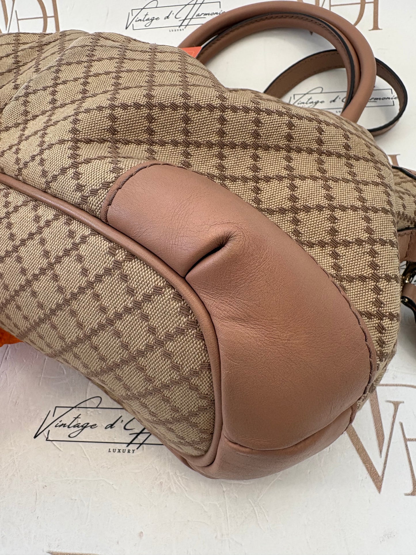 383282 - Gucci Sukey