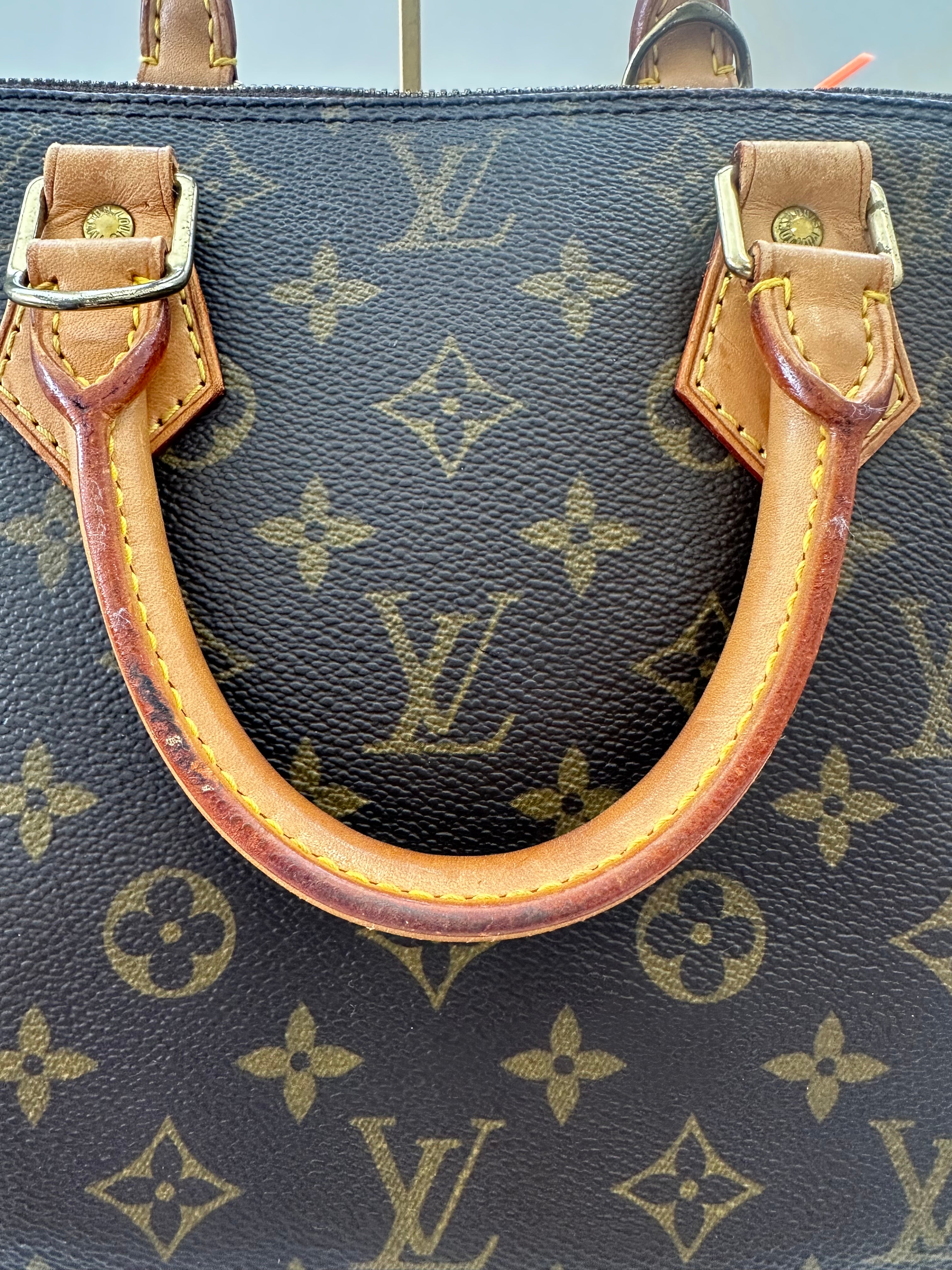 Louis Vuitton Alma