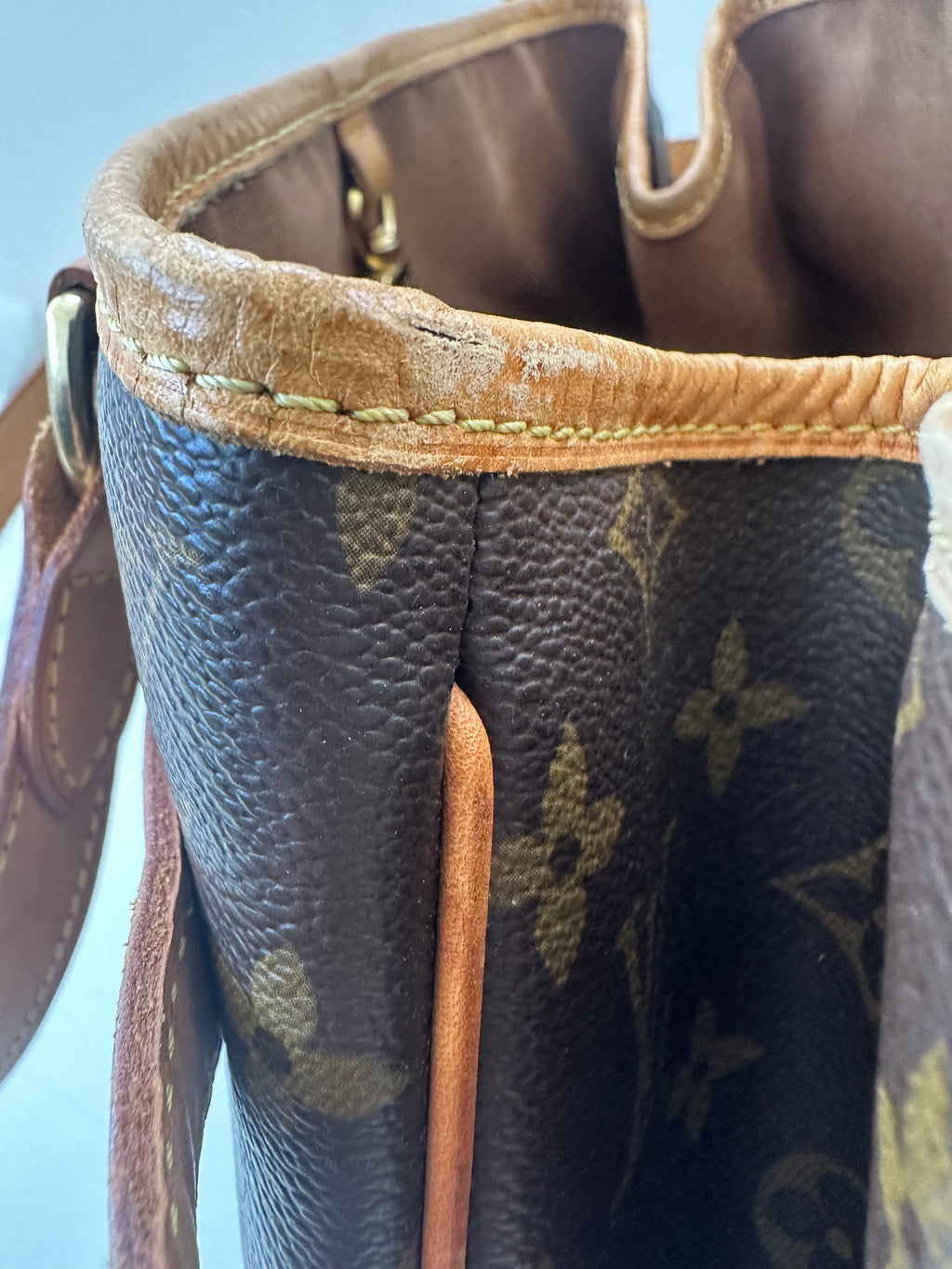 Louis Vuitton Batignolles Vertical