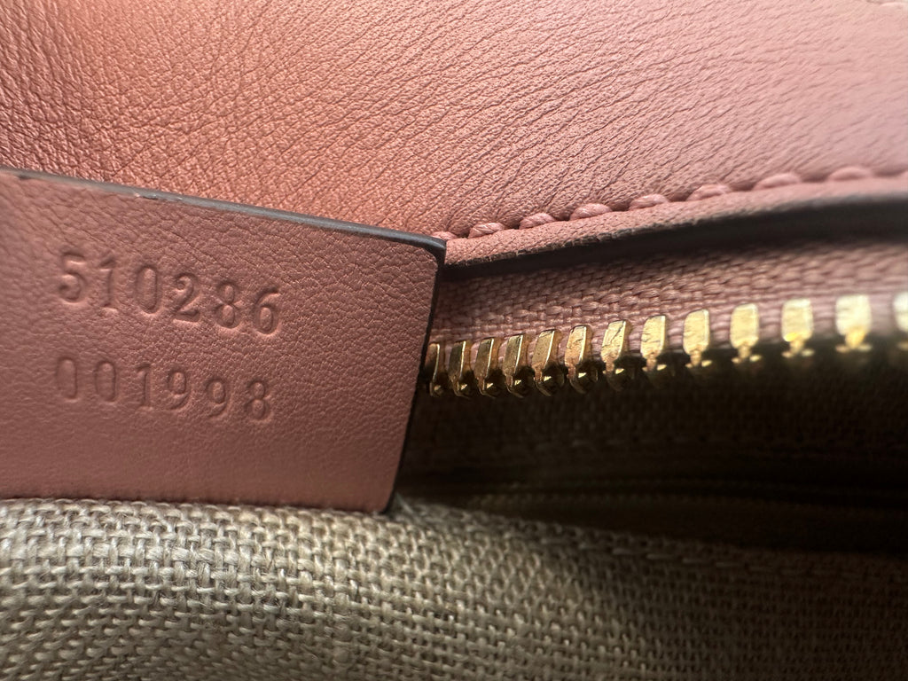 Gucci Guccissima Strap