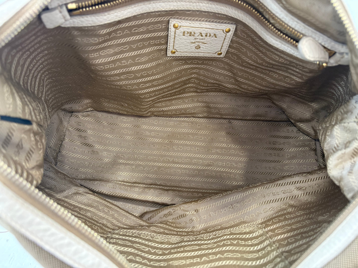 200775 - Prada Bag