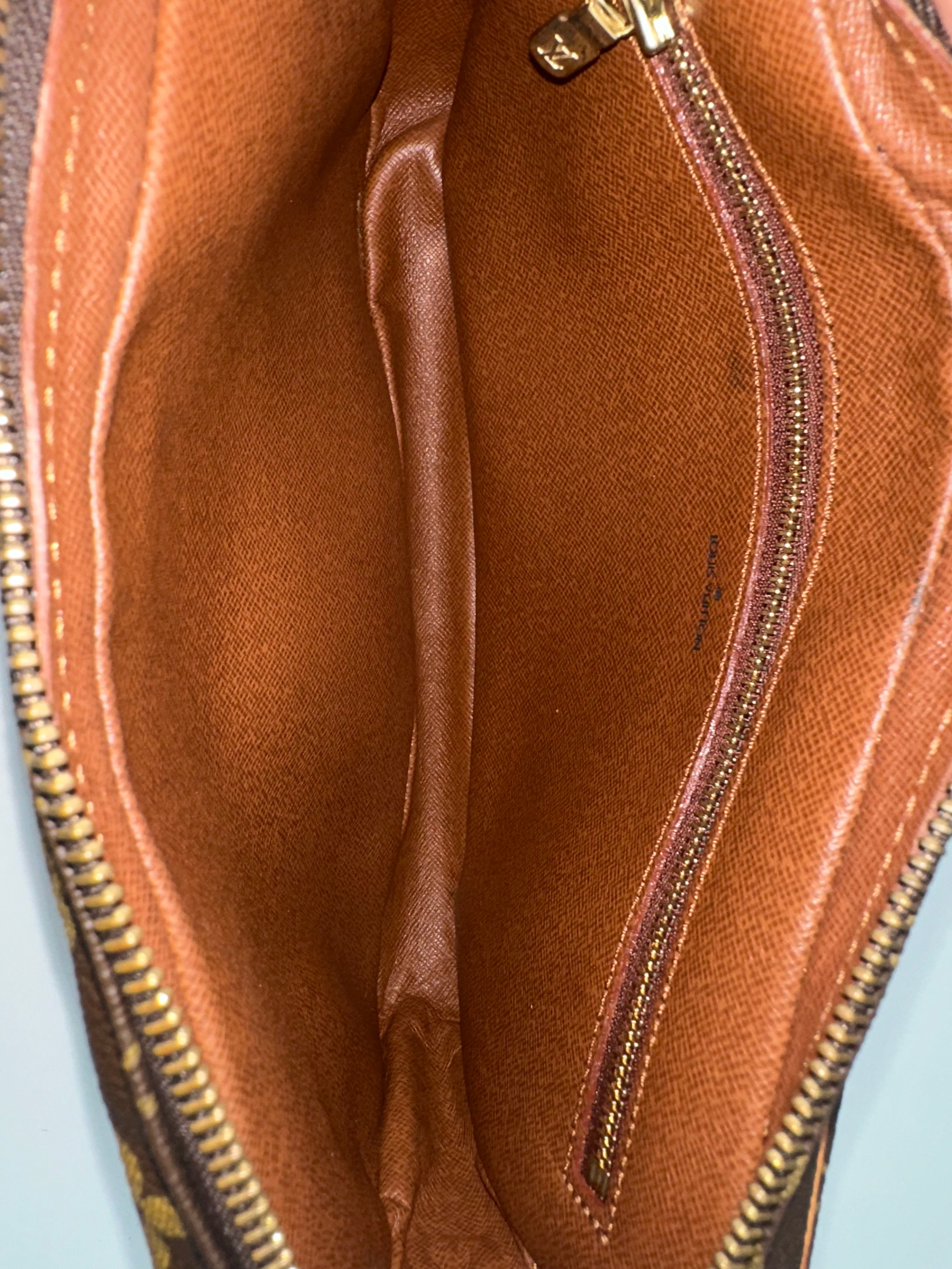 Louis Vuitton Dragonne GM