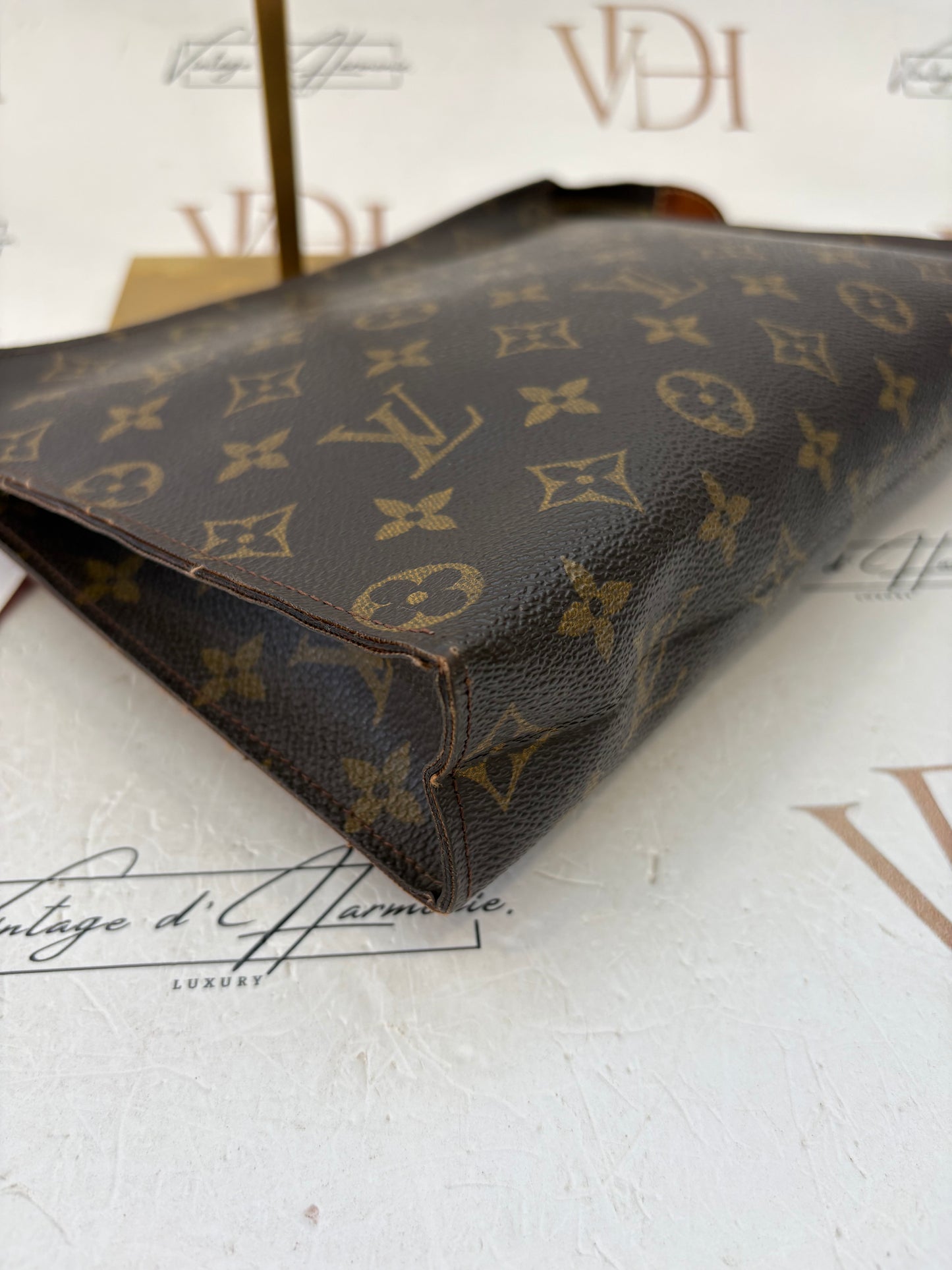 018178 - Louis Vuitton Toilette 26