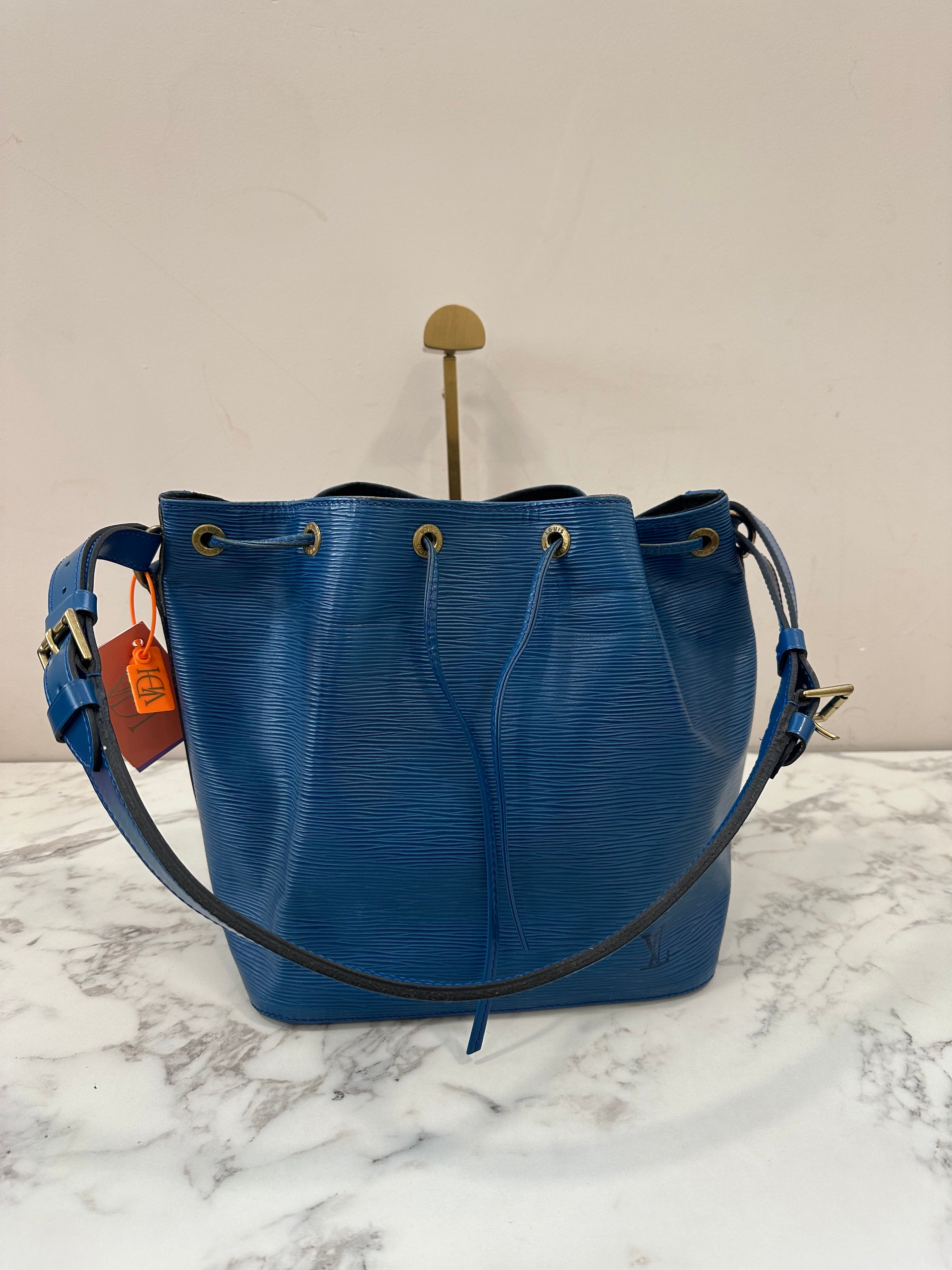 Louis Vuitton Petite Noé  Epi Blue