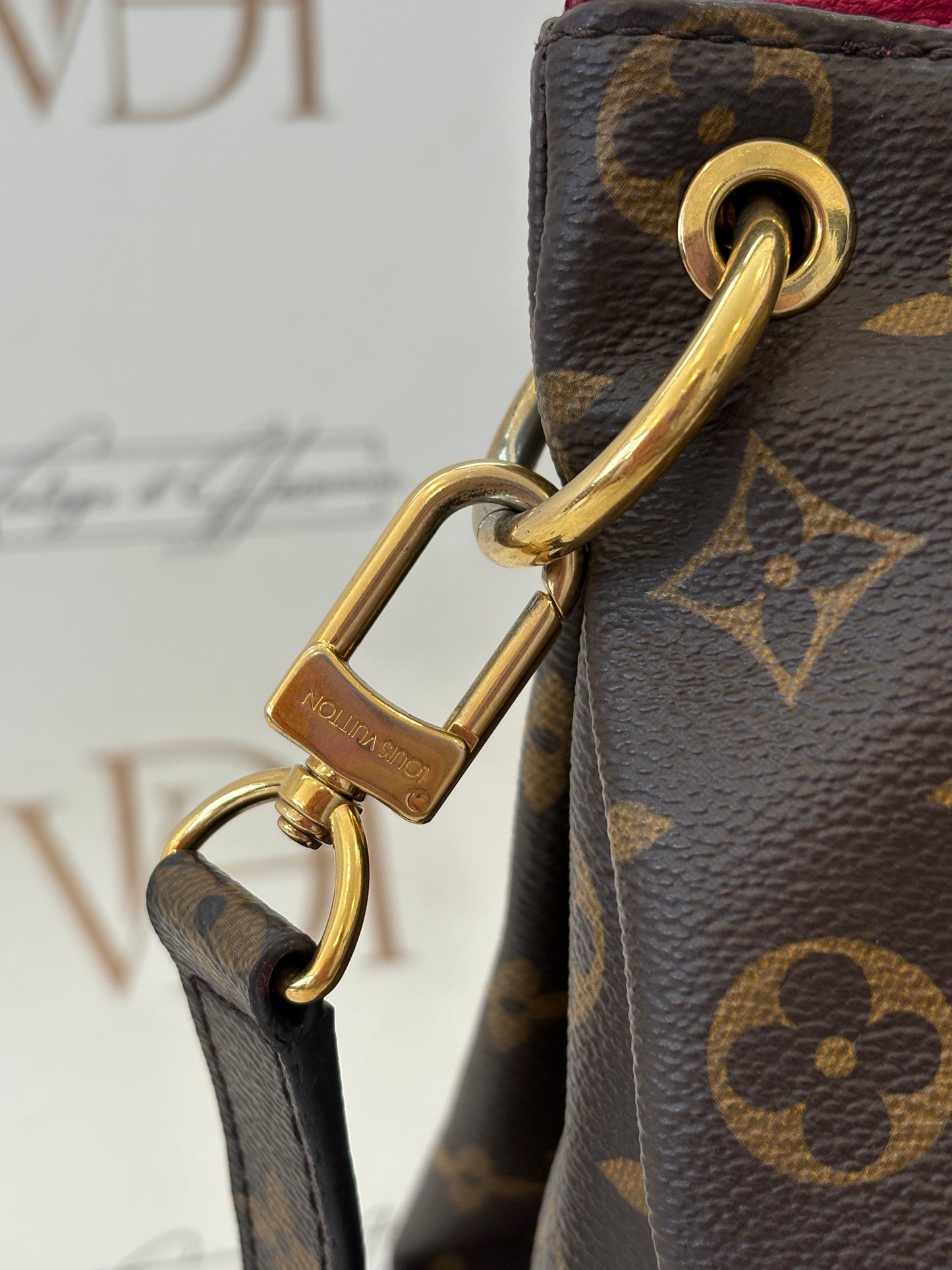 201673 - Louis Vuitton Pallas