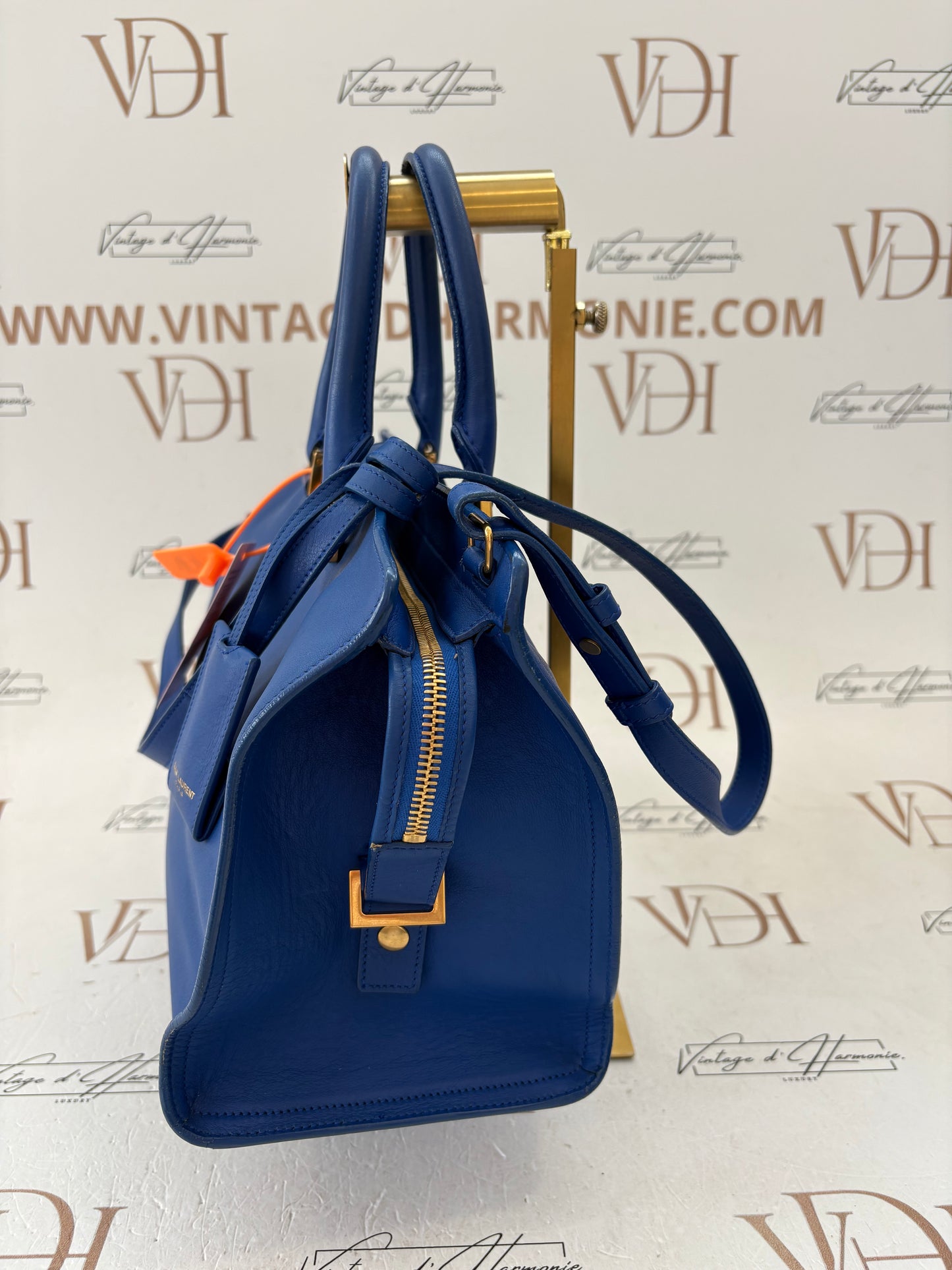 383897 - Saint Laurent Chyc