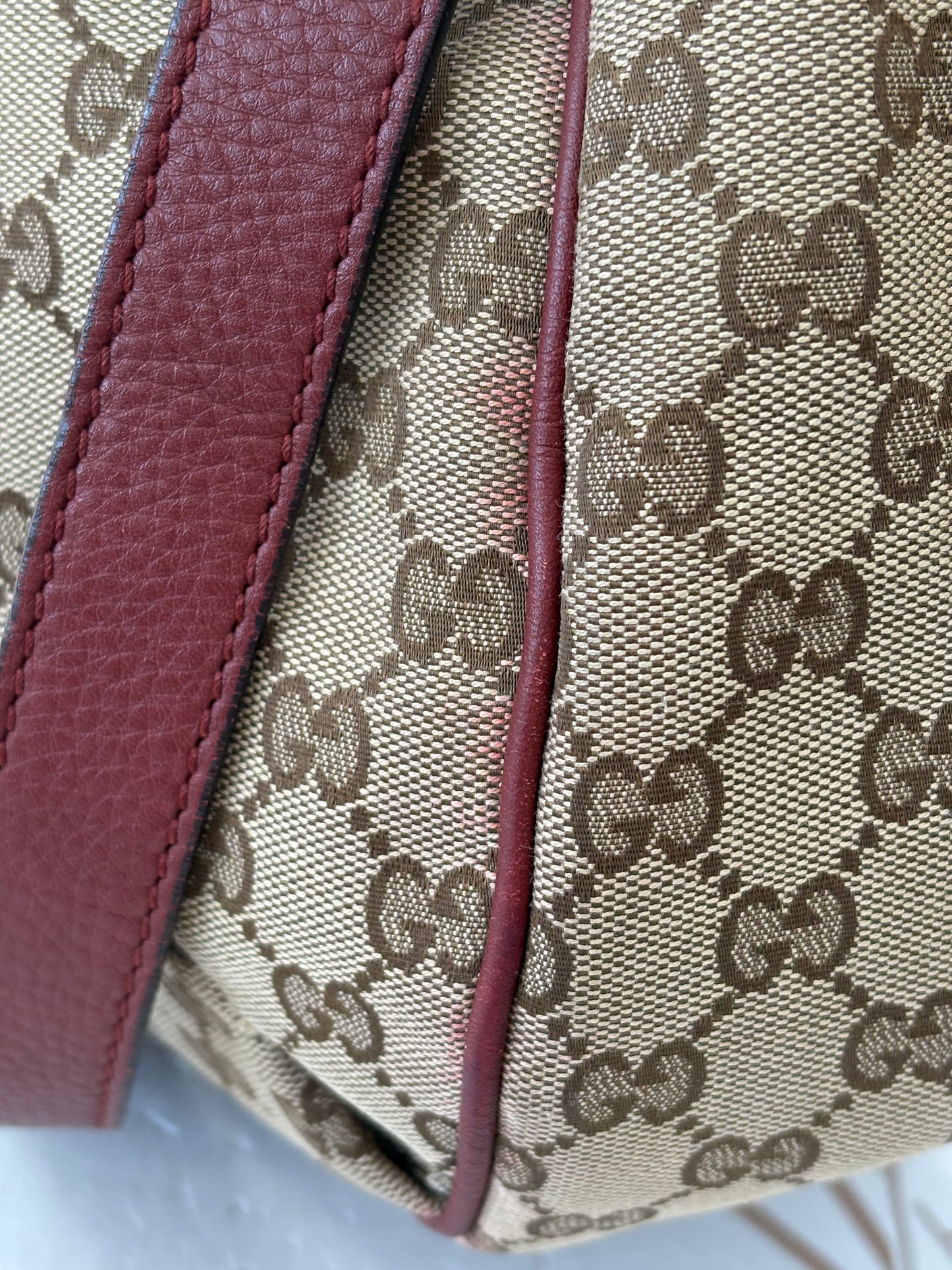 201319 - Gucci Sukey