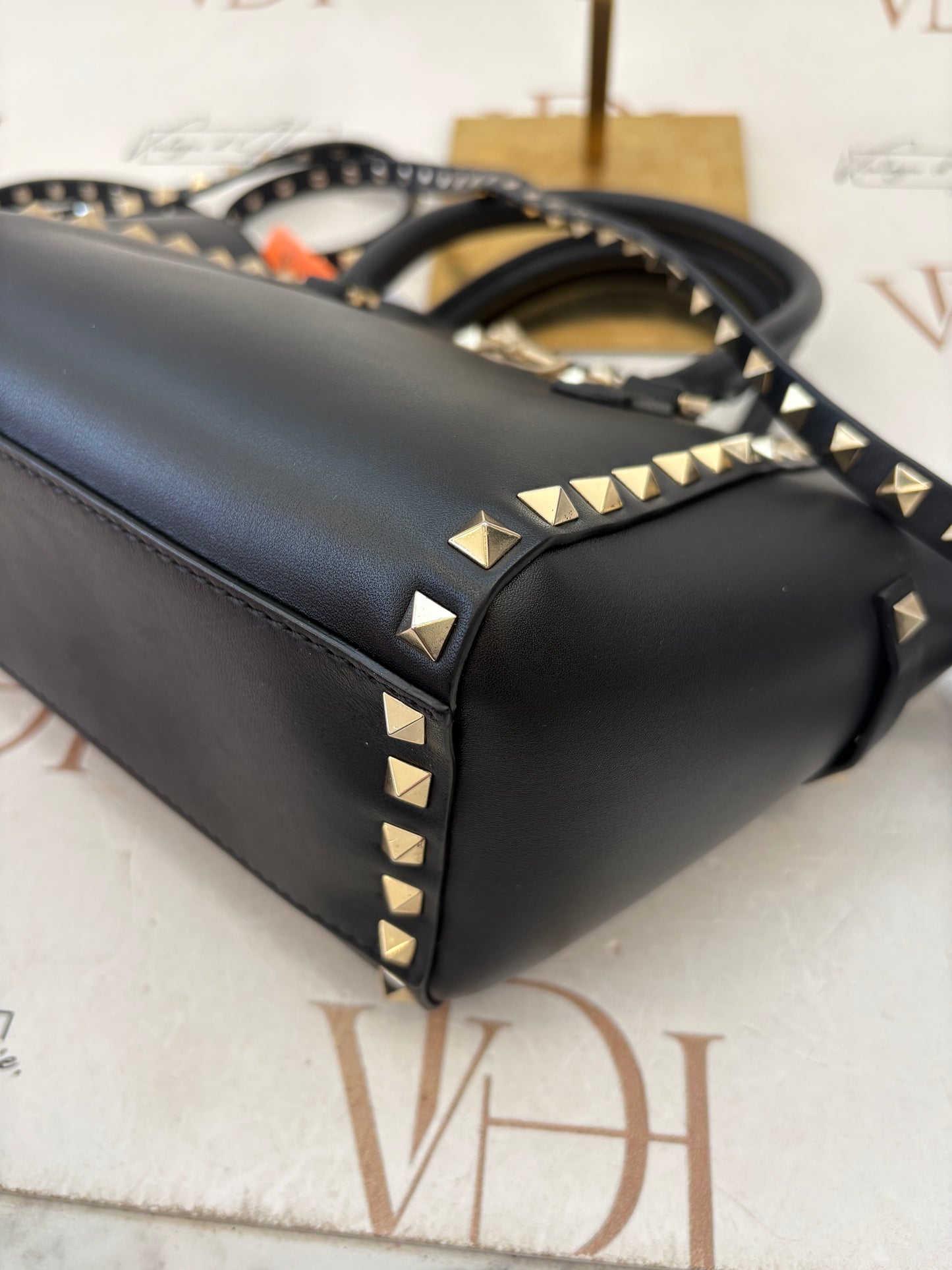 383885 - Valentino Rockstud