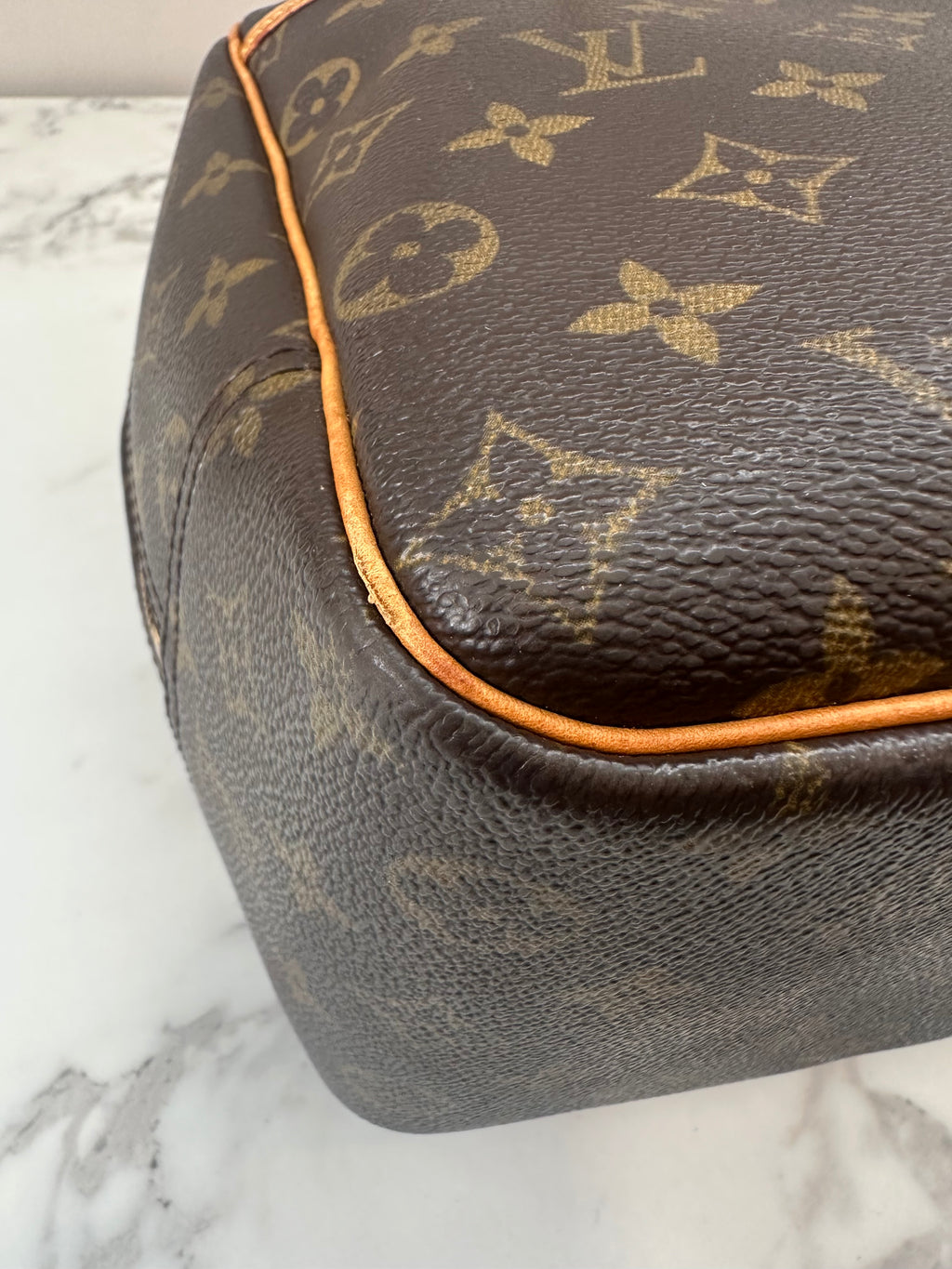 Louis Vuitton Deauville