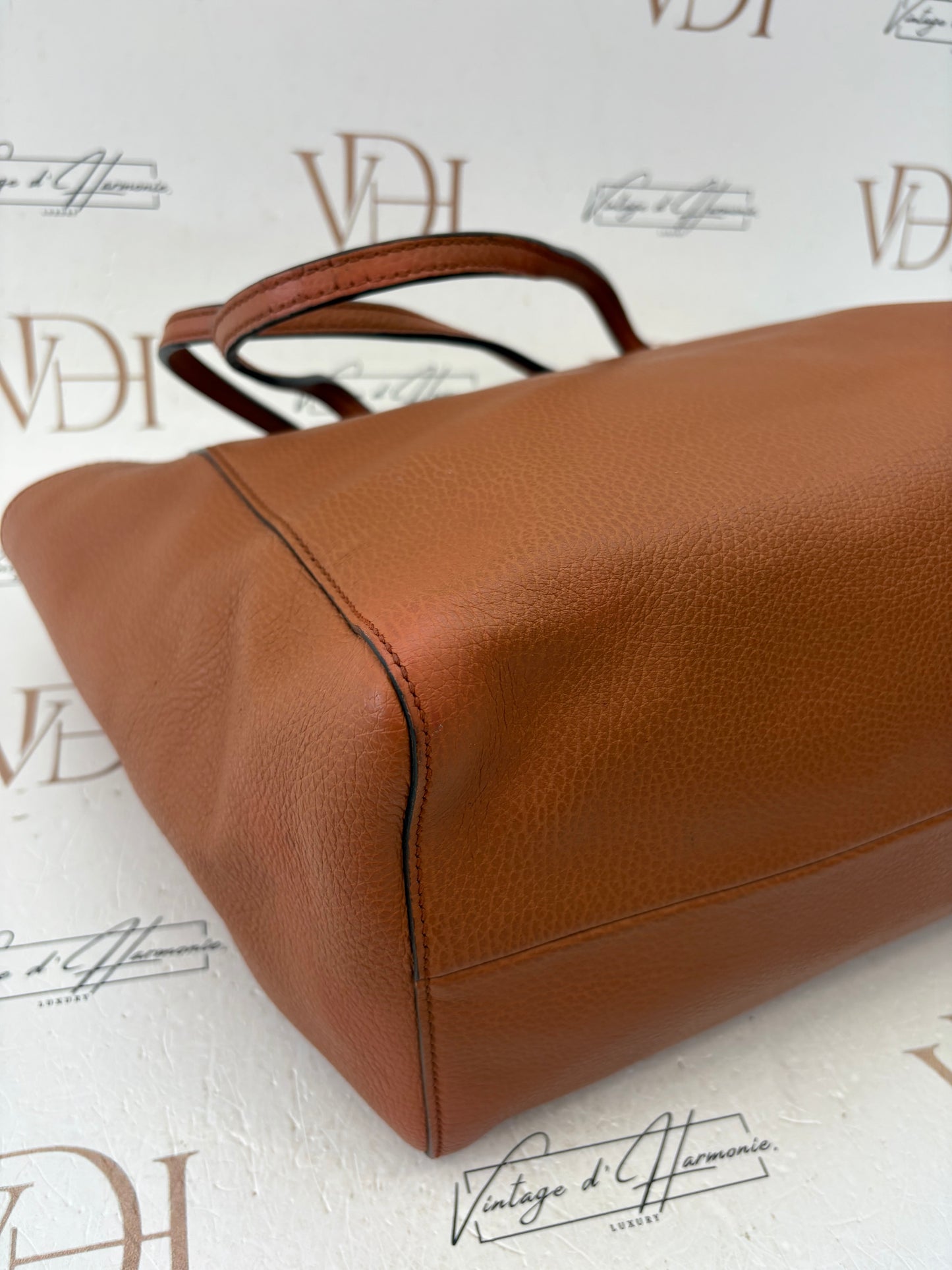 201628 - Gucci Brown