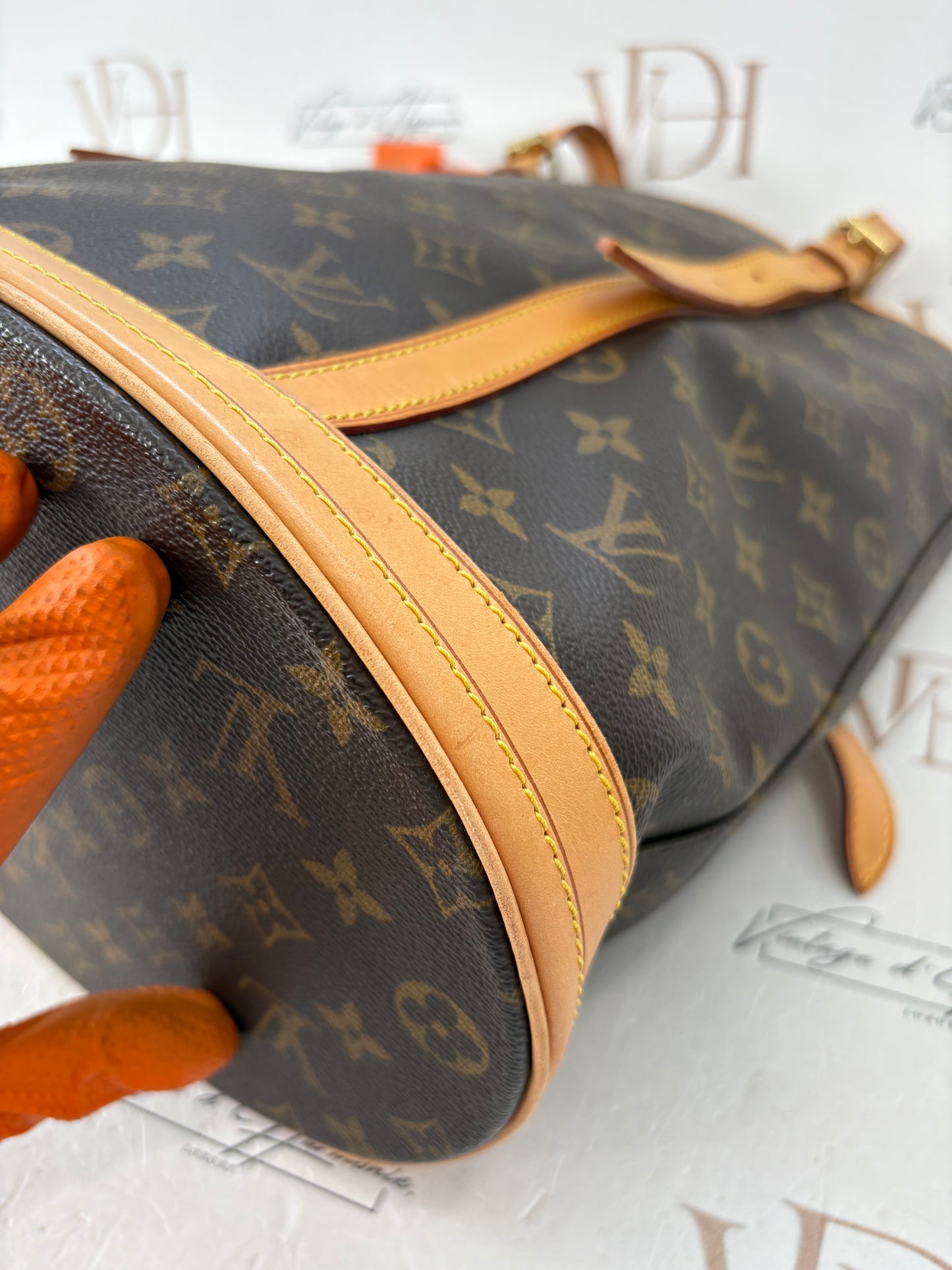 018790 - Louis Vuitton Bucket GM