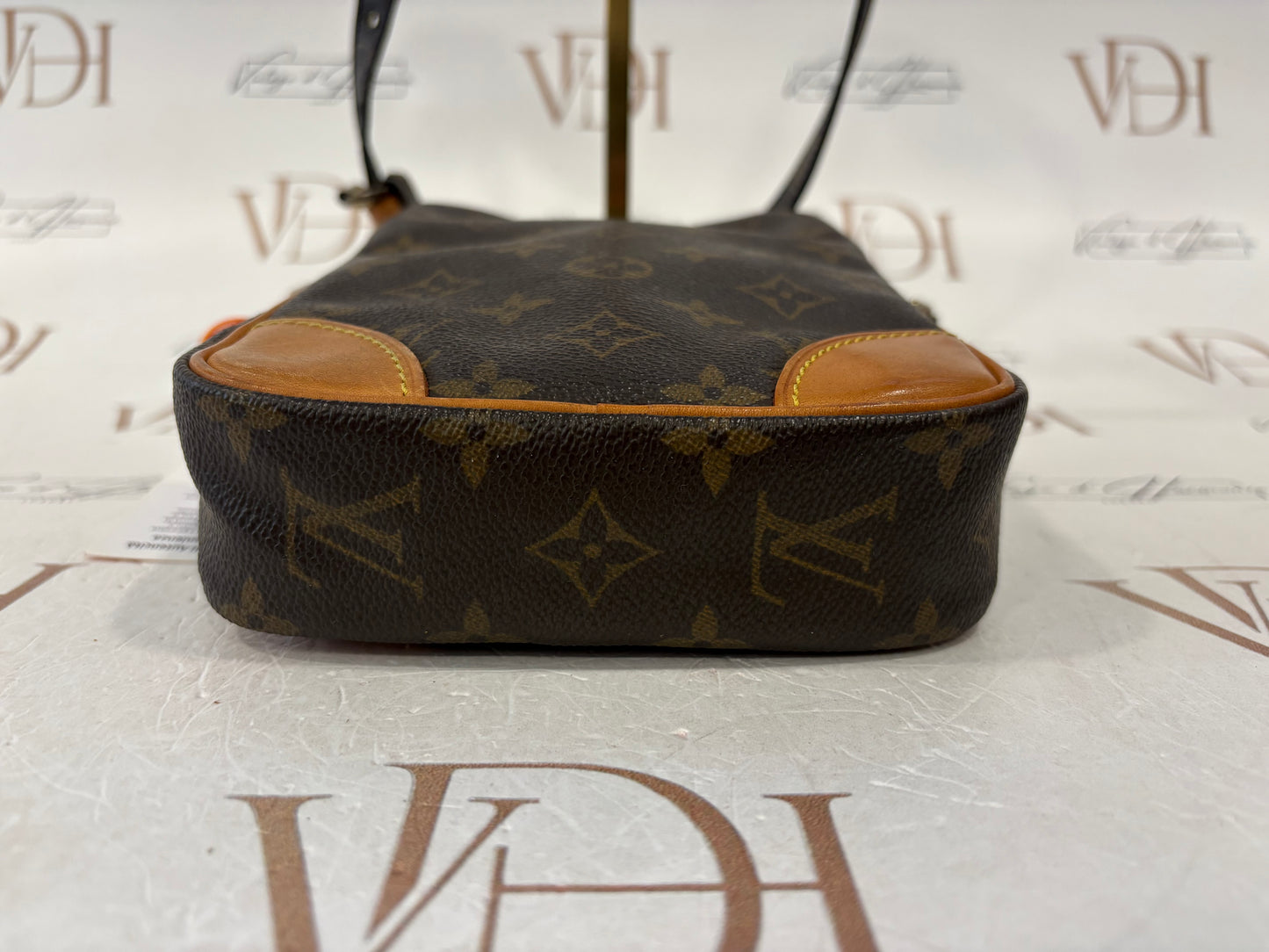 018919 - Louis Vuitton Danube