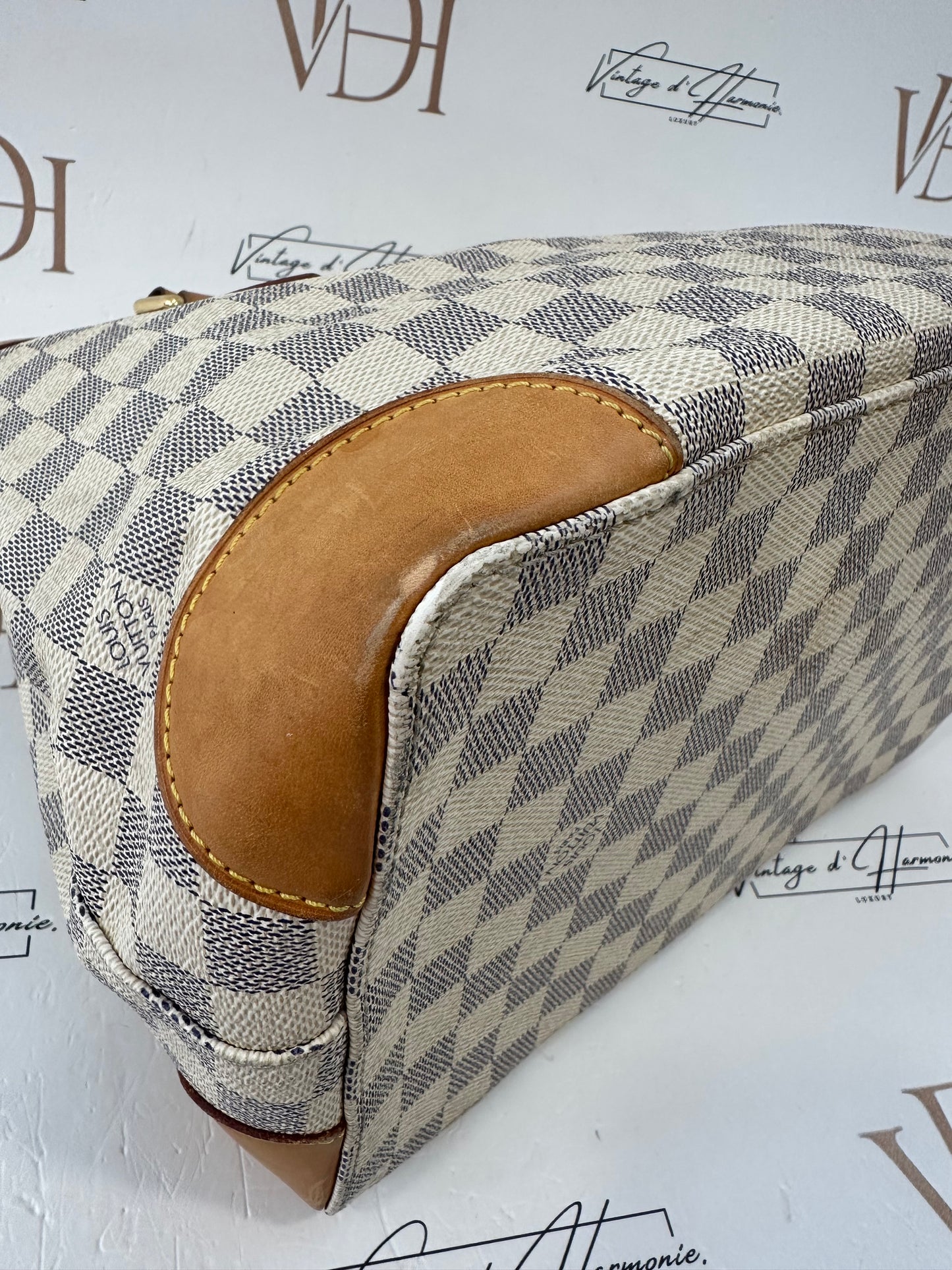 017921 - Louis Vuitton Azur Hampstead PM