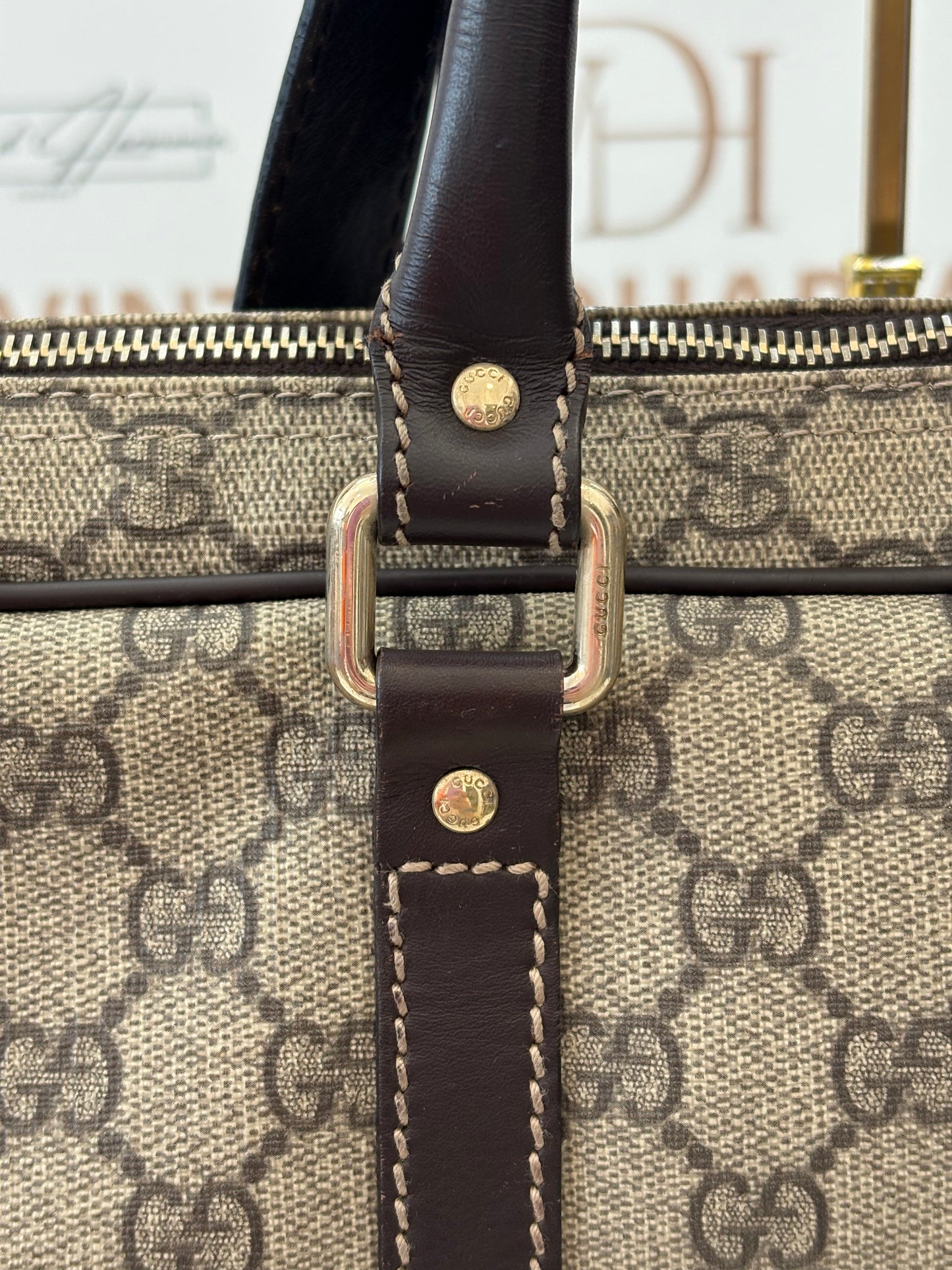 200868 - Gucci