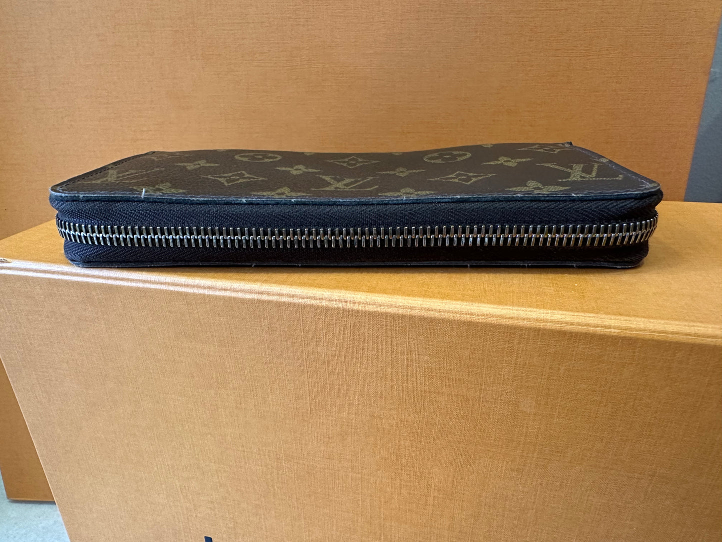 Louis Vuitton Zippy