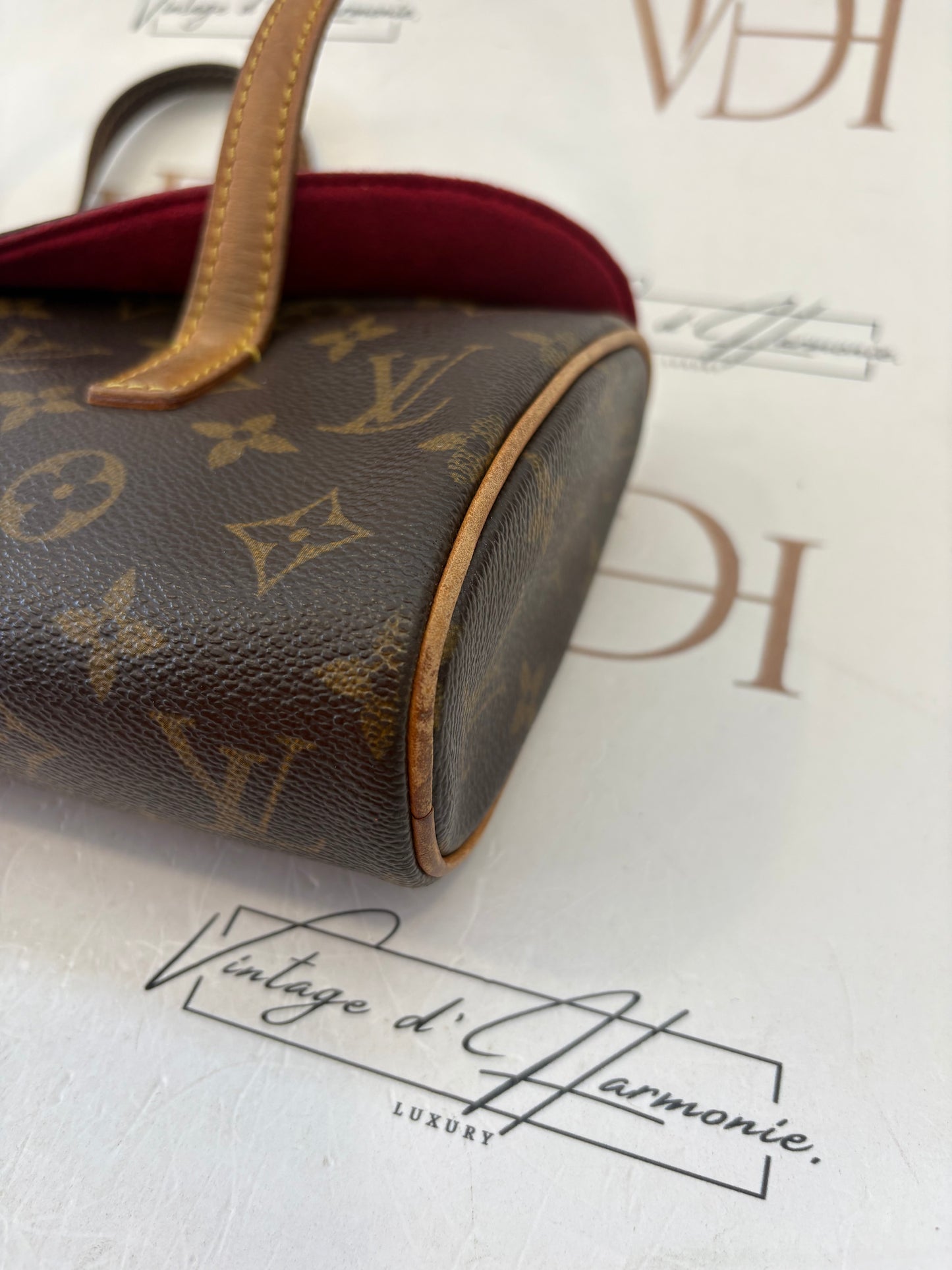 016907 - Louis Vuitton Sonatine