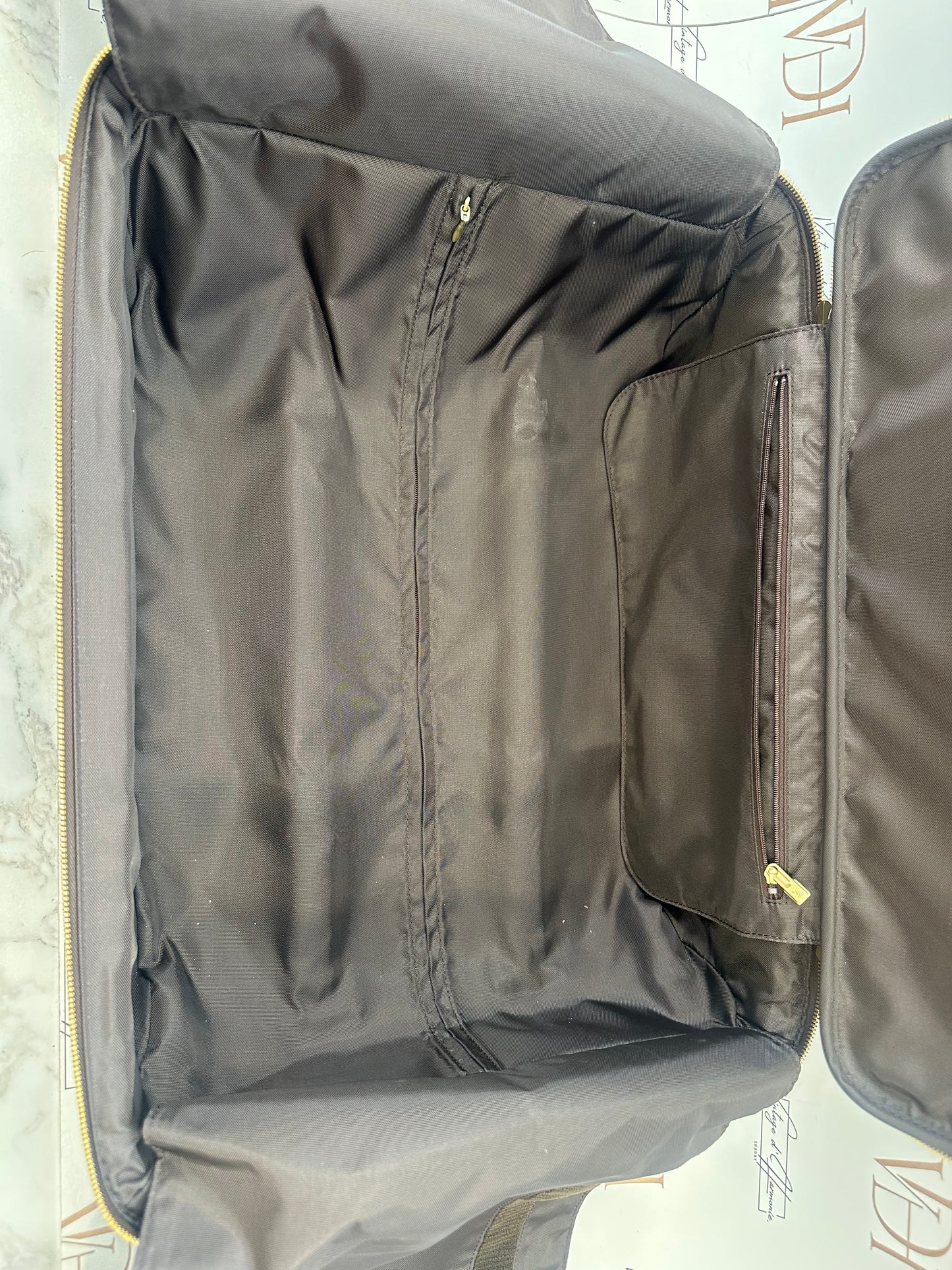 016886 - Louis Vuitton Trolley