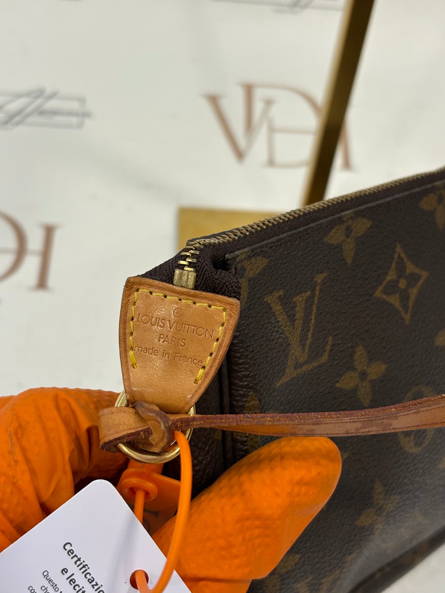 018265 - Louis Vuitton Pochette Accessoires