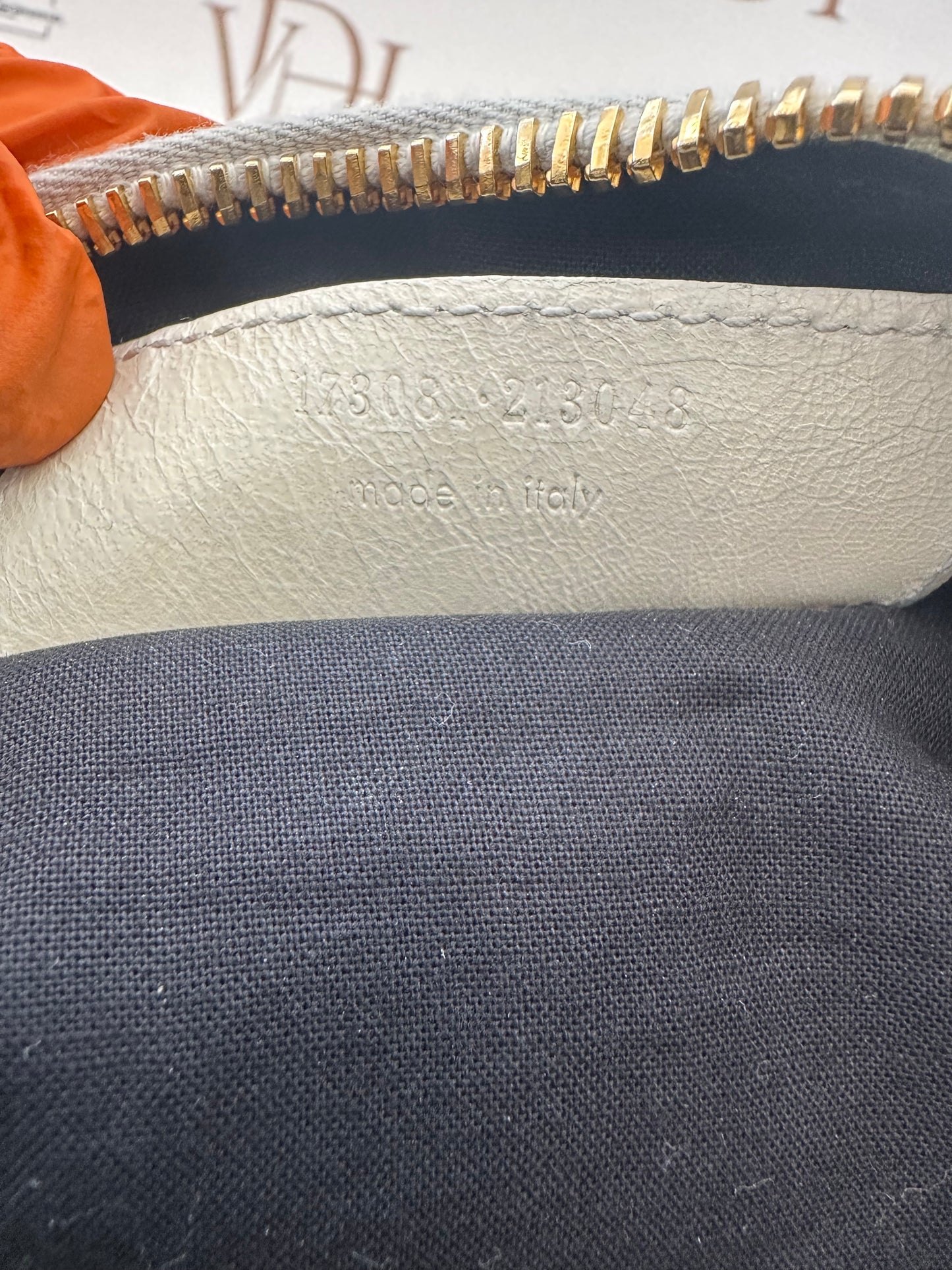 017790 - Balenciaga White Giant