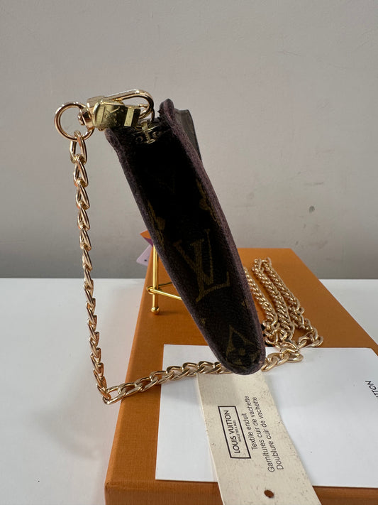 Louis Vuitton Pochette Bucket