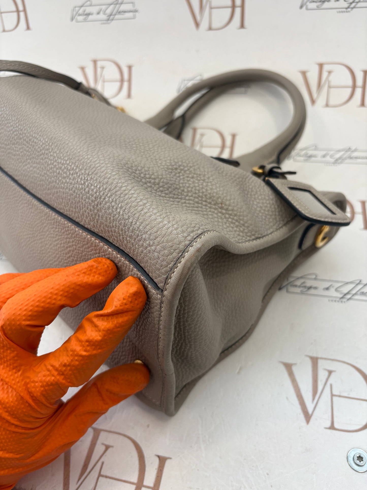 200750 - Prada