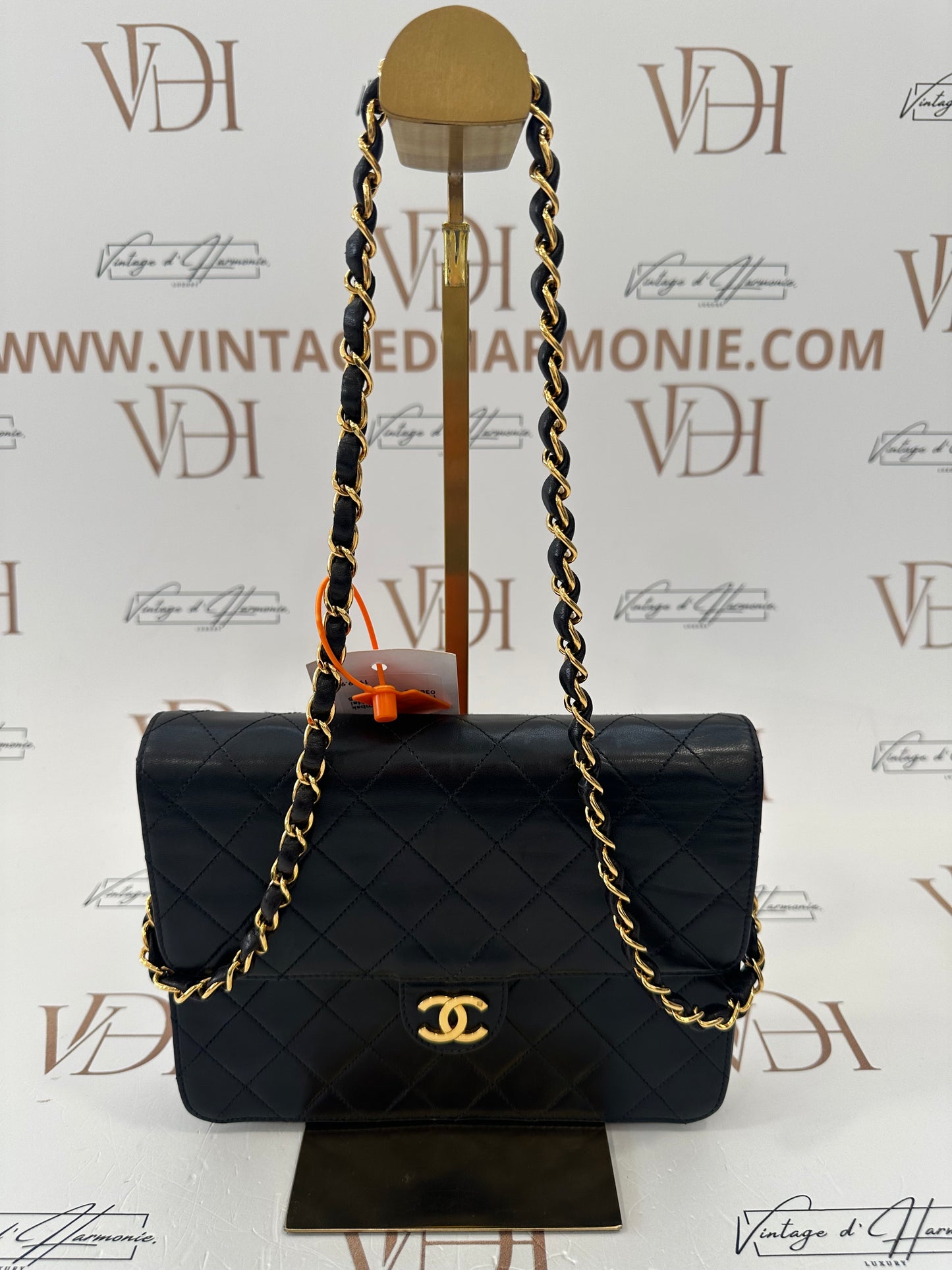017956 - Chanel Black Lambskin