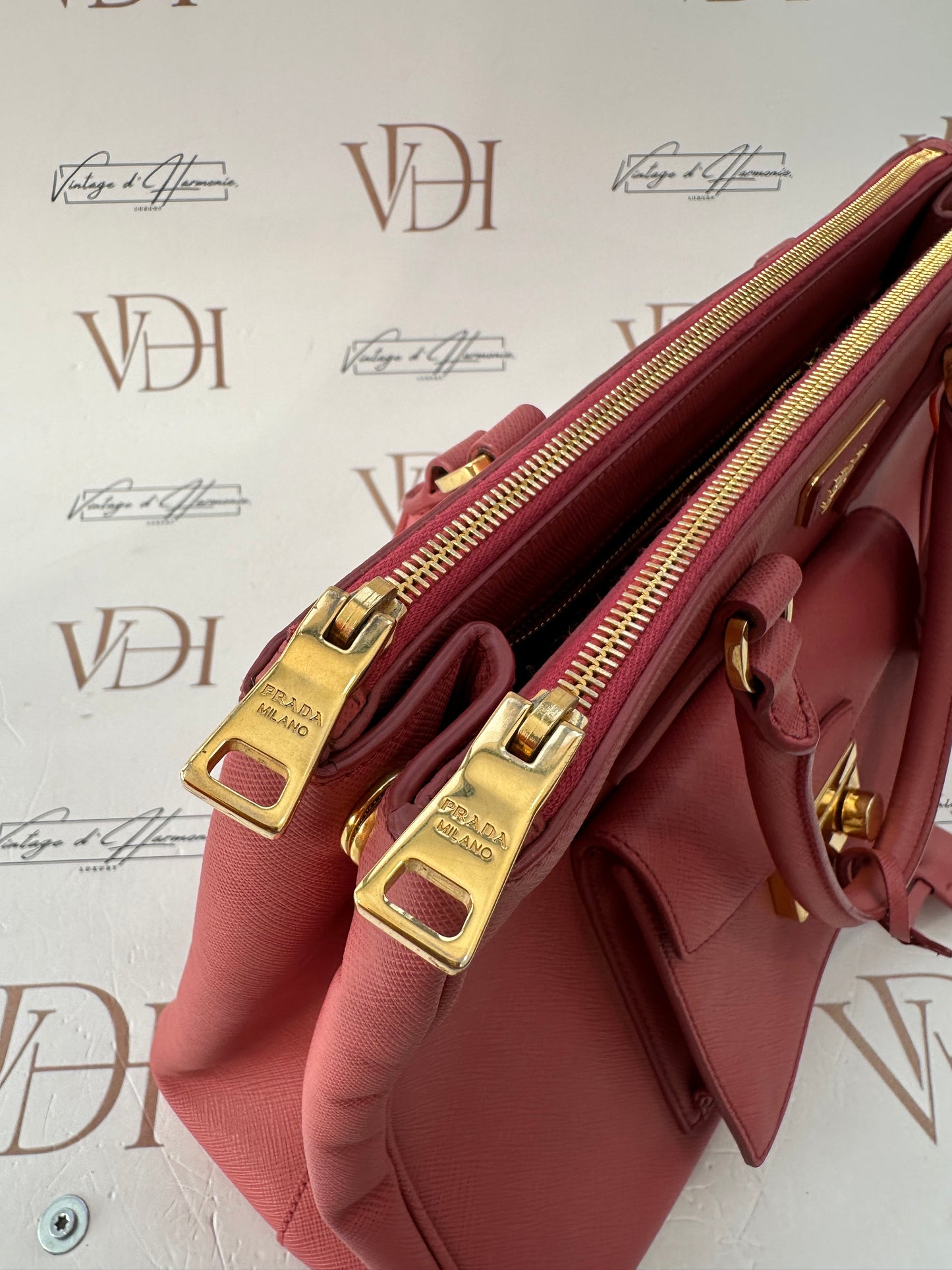102562 - Prada Galleria Pink