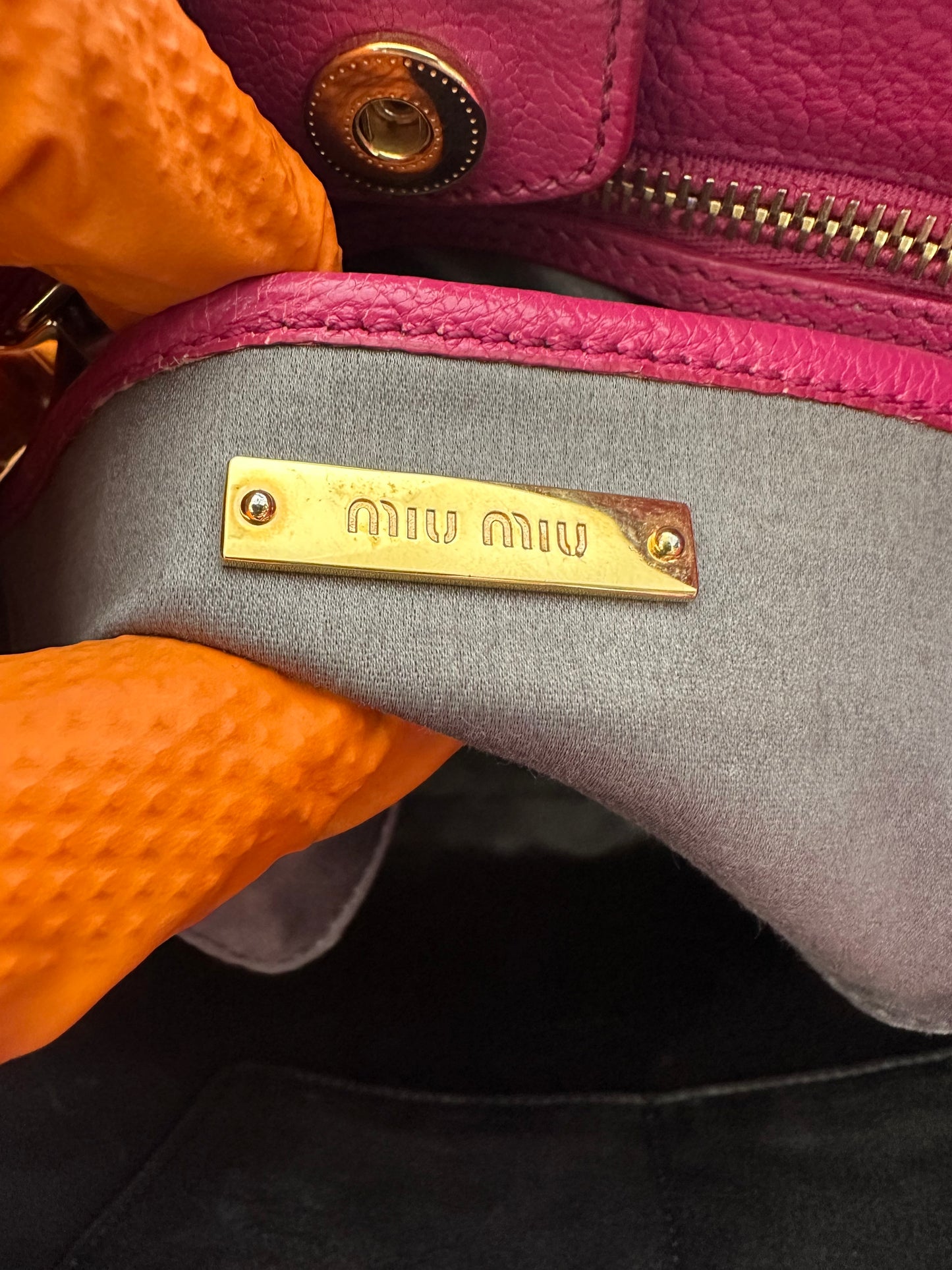 382379 - Miu Miu