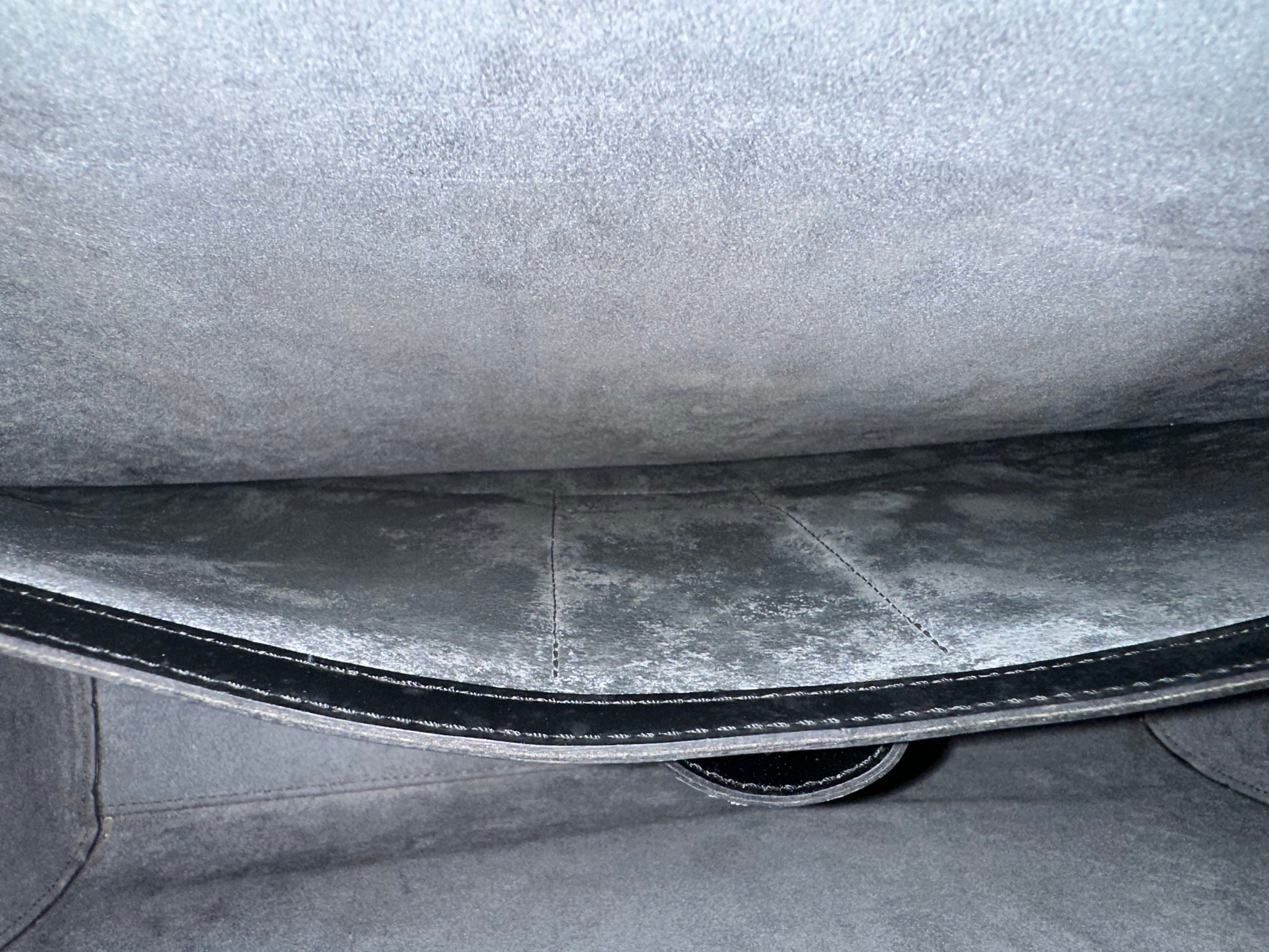 Louis Vuitton Mini Grave PM